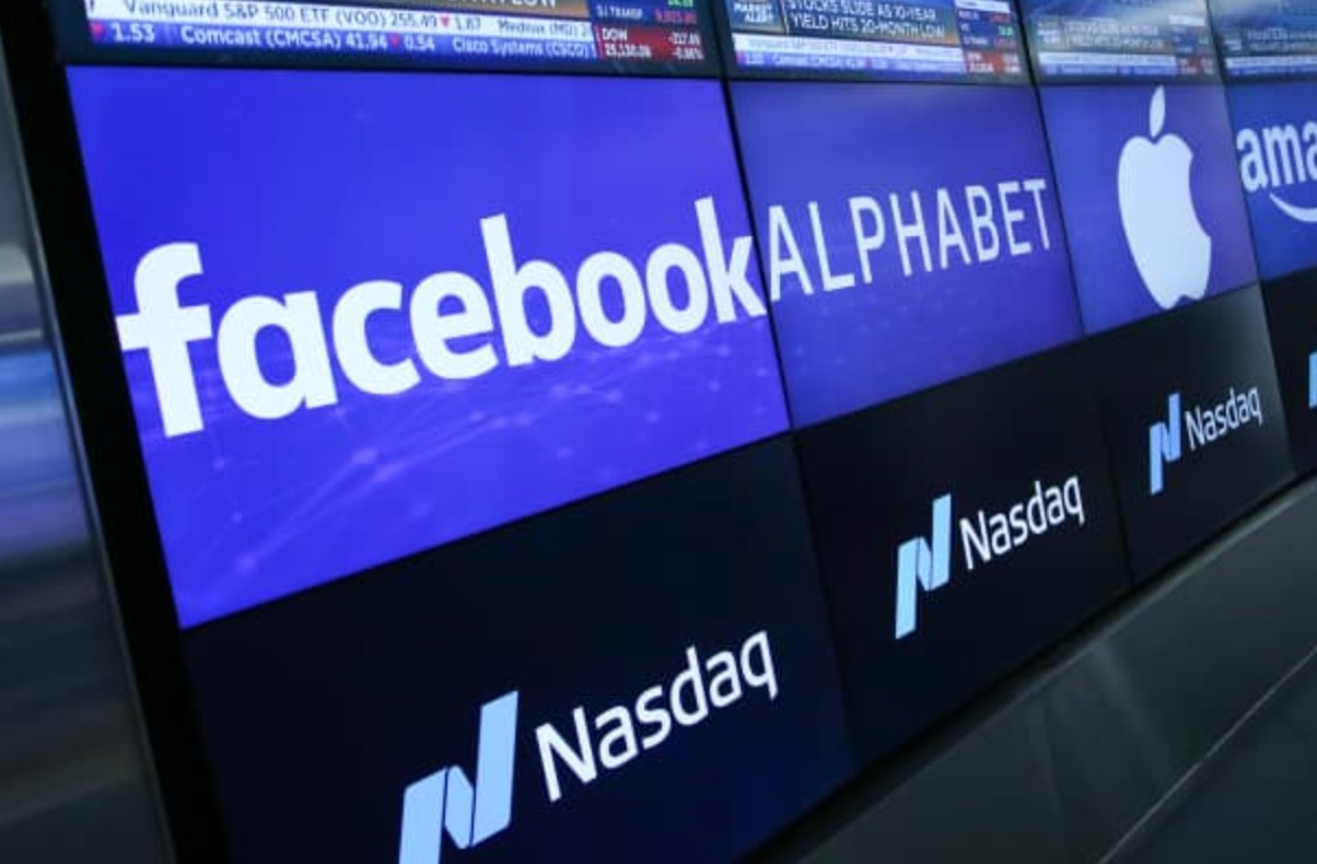 Von hoa cac hang cong nghe bay hoi hang tram ty USD hinh anh