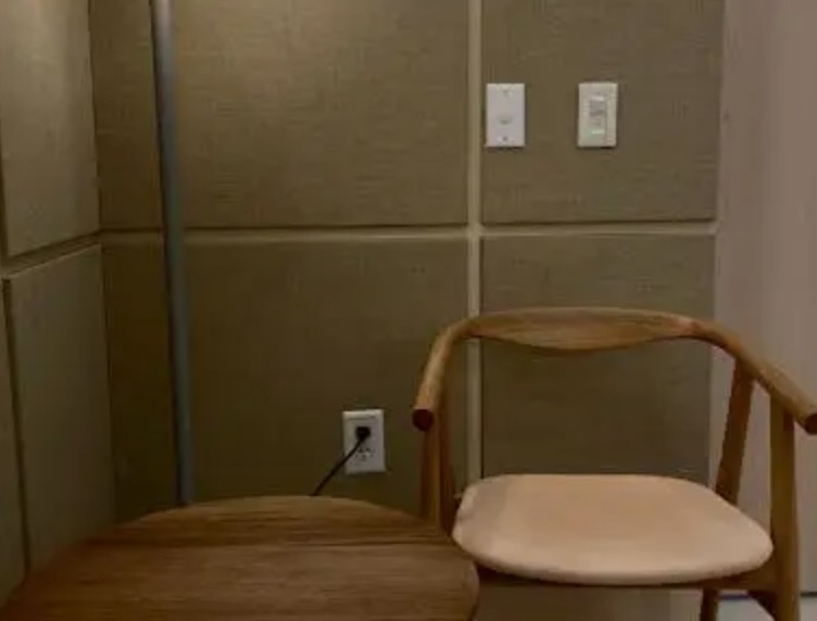 Ben trong cua hang metaverse dau tien cua Meta anh 13