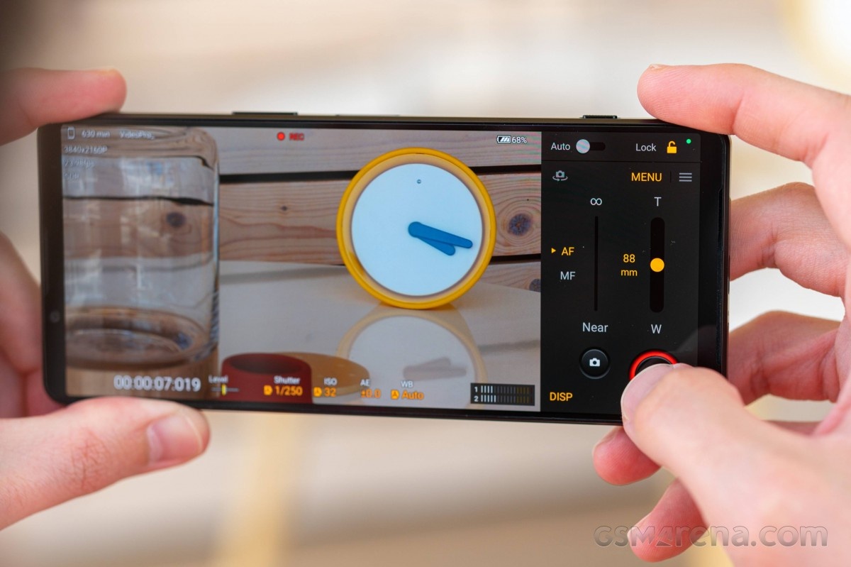 Sony ra mắt Xperia 1 IV và Xperia 10 IV ảnh 6 Sony ra mat Xperia 1 IV va Xperia 10 IV anh 6