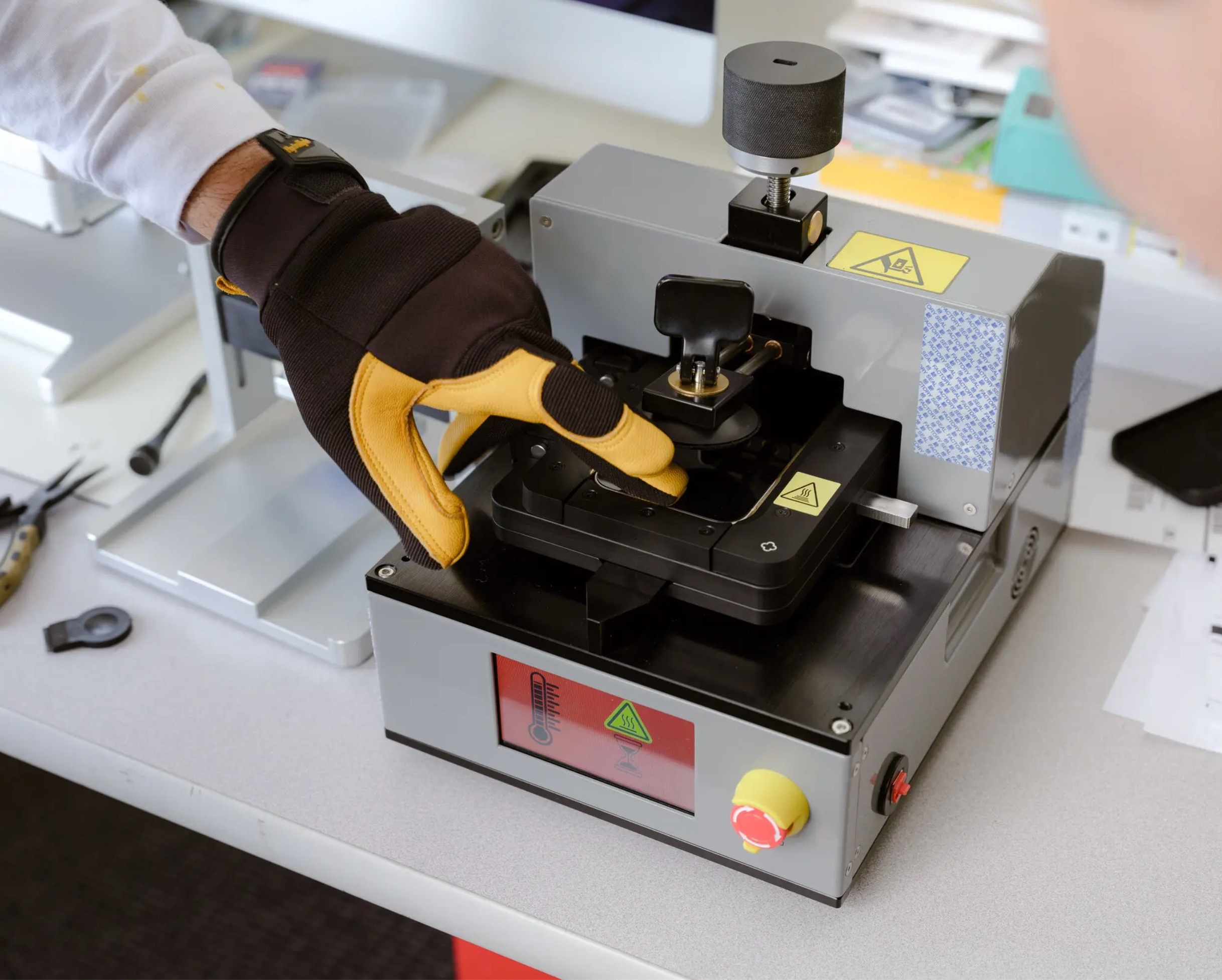 'Ac mong' khi tu thay pin cho iPhone anh 3