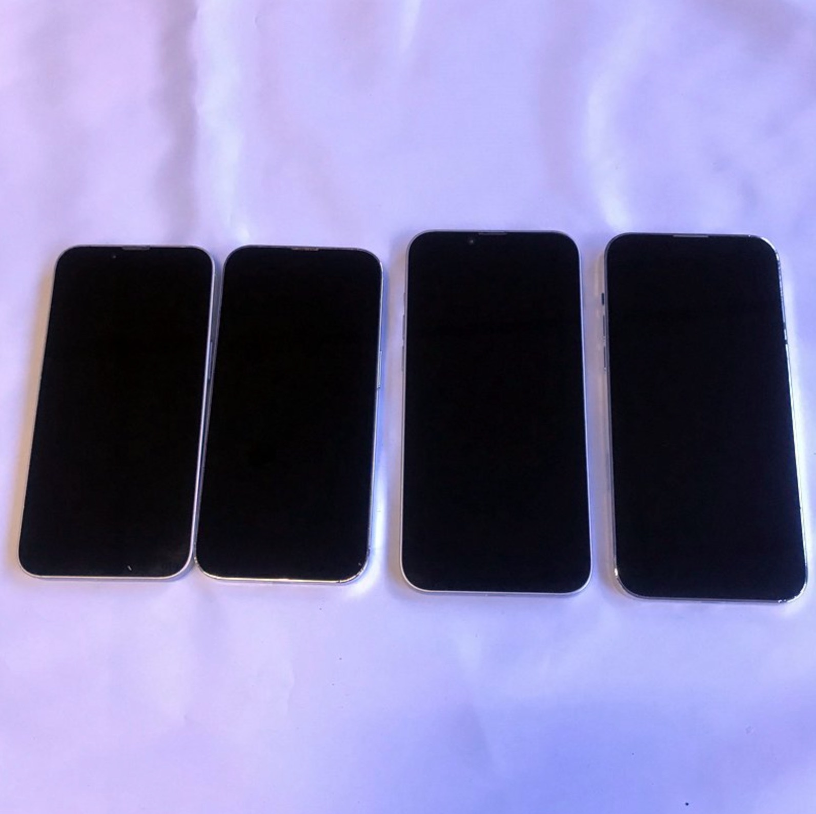 Ro ri mo hinh iPhone 14 anh 3