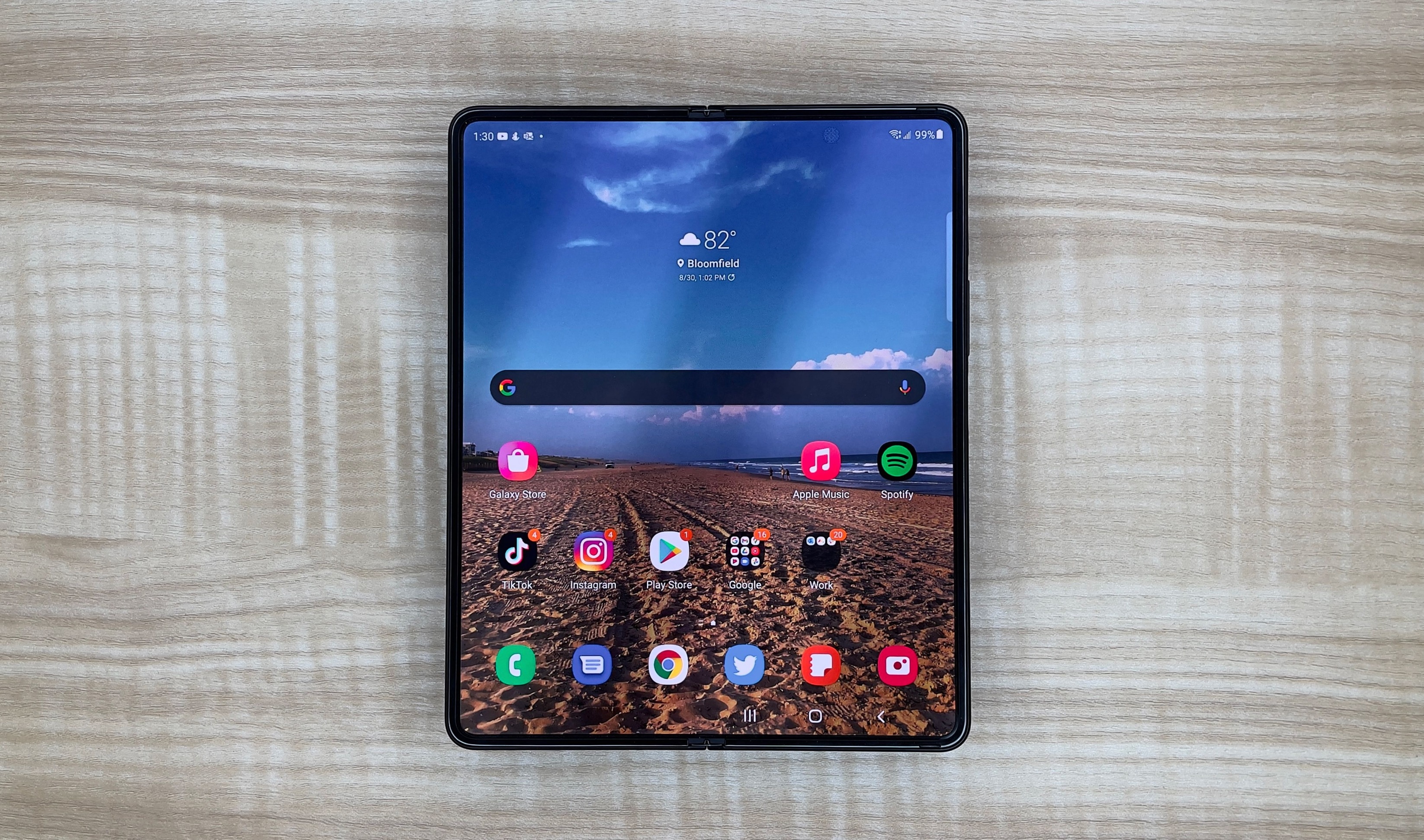 Galaxy Z Fold4 co the duoc nang cap nhe, giu lai camera tu Galaxy S22 hinh anh