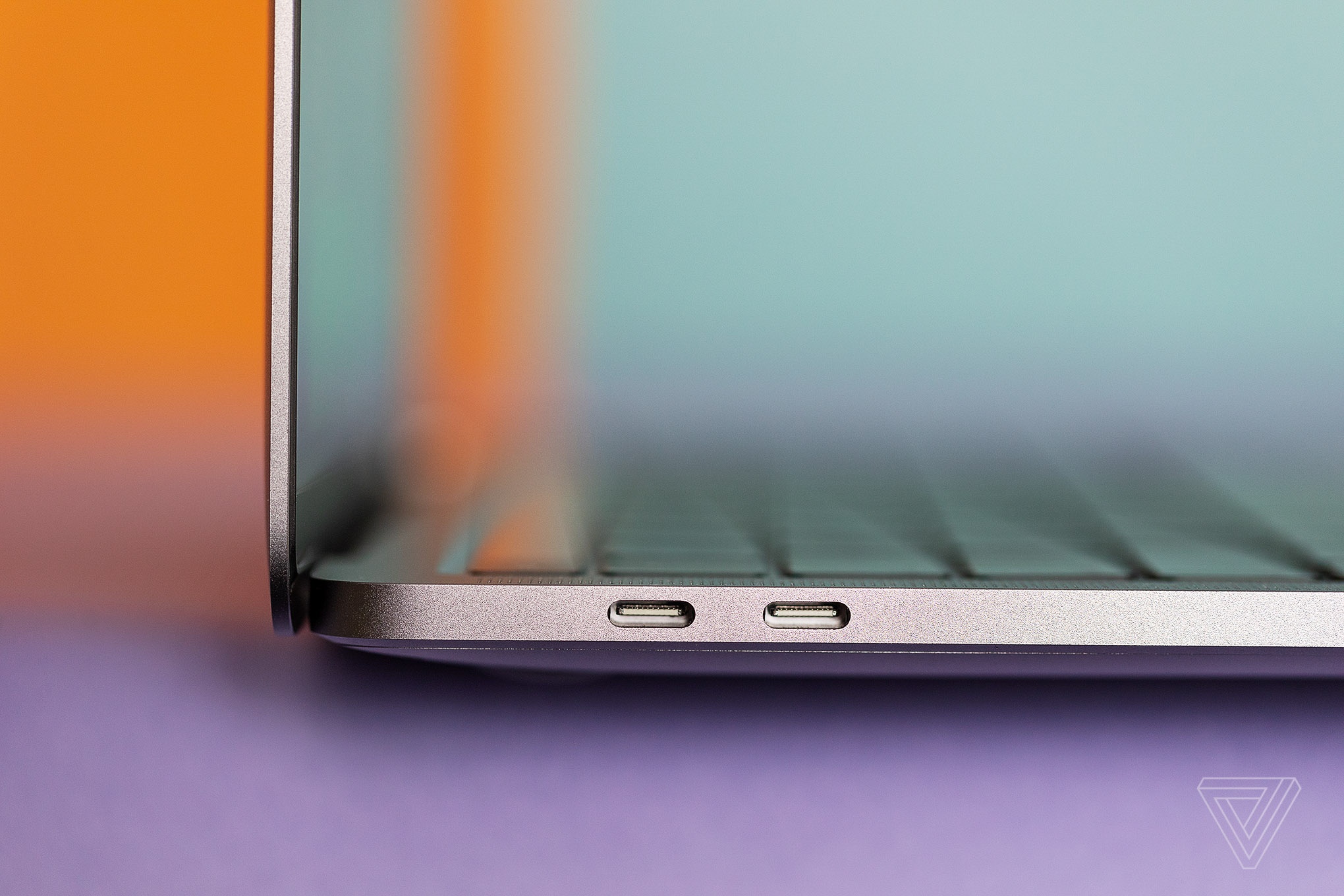 Danh gia Apple MacBook Pro 13 inch M2 anh 4