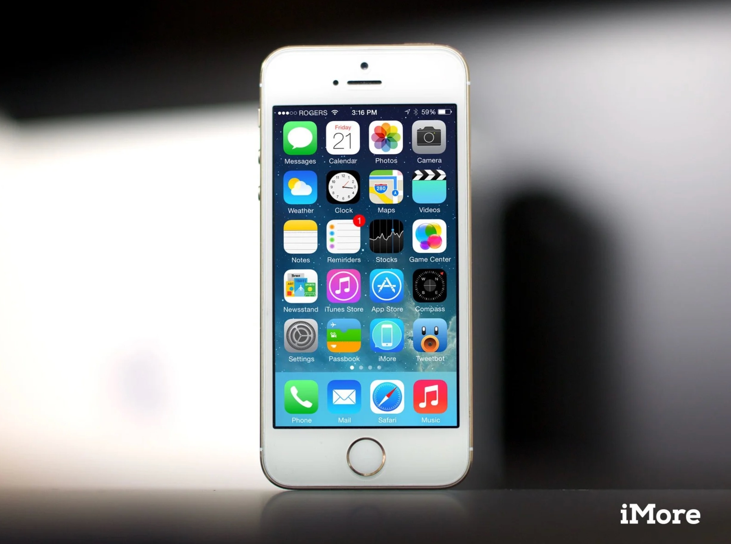 Ky niem 15 nam ban ra chiec iPhone dau tien anh 4