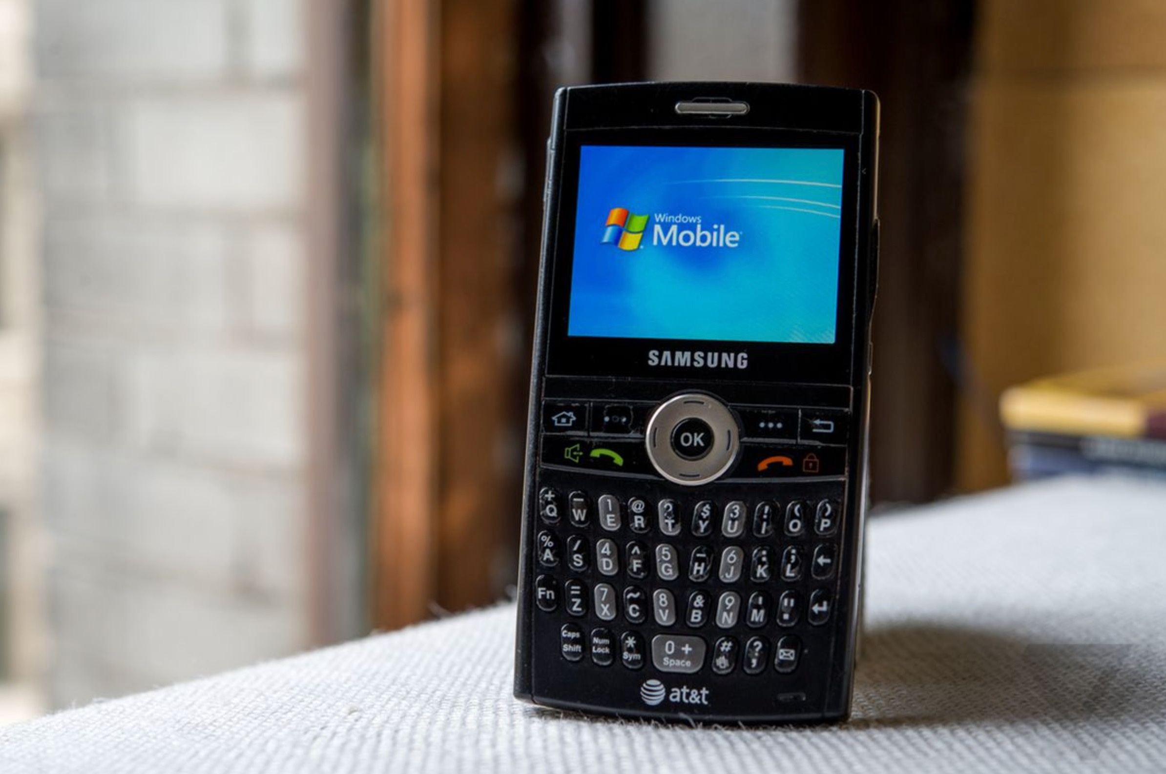 Nhung doi thu cua iPhone doi dau anh 2