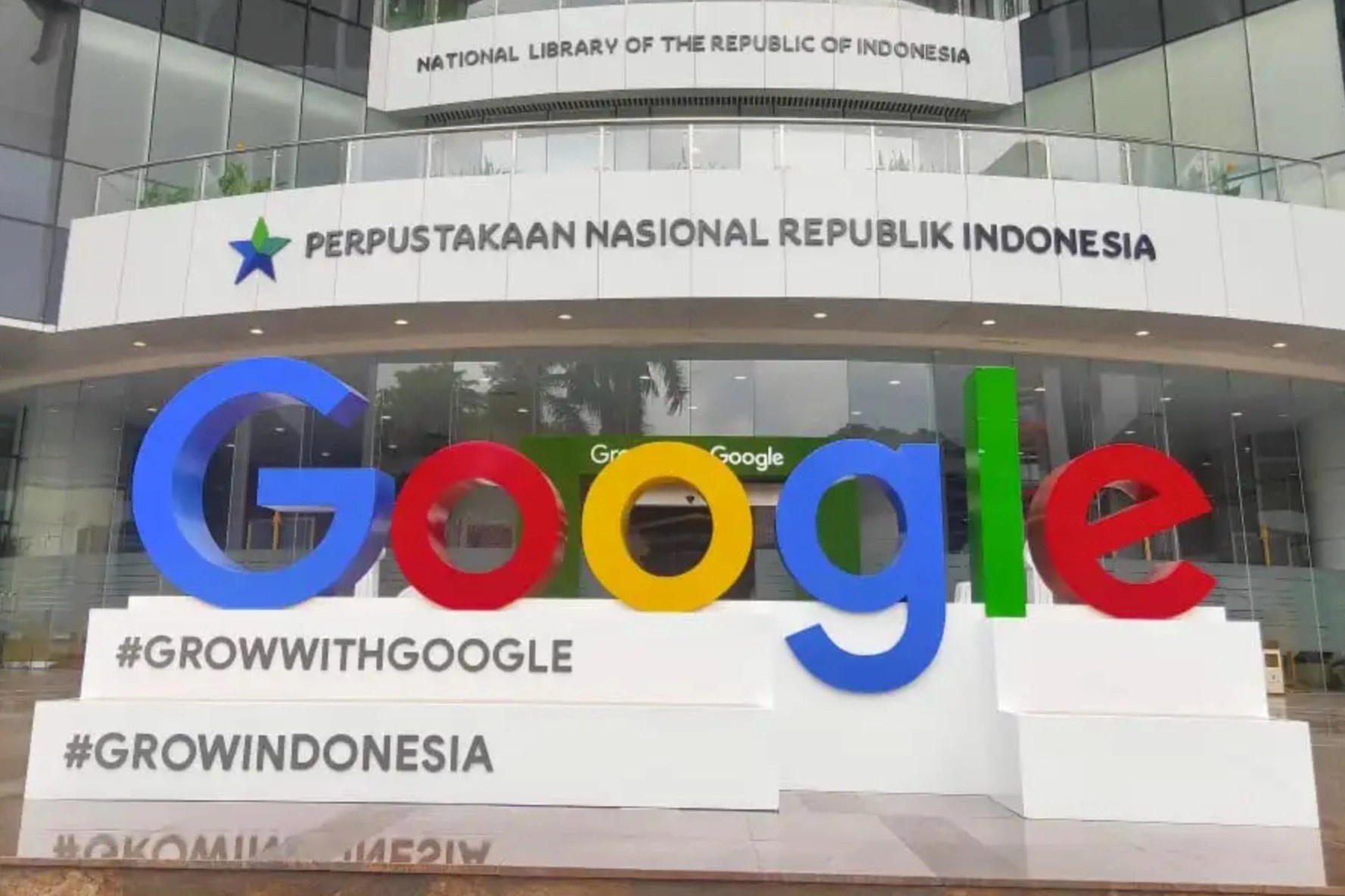 Apple, Google chap thuan quy dinh kiem duyet nghiem ngat cua Indonesia hinh anh