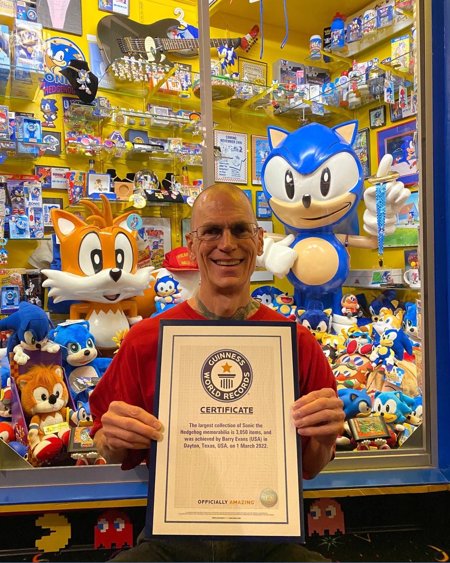 Lap ky luc Guiness vi so huu nhieu vat pham nhim Sonic anh 6