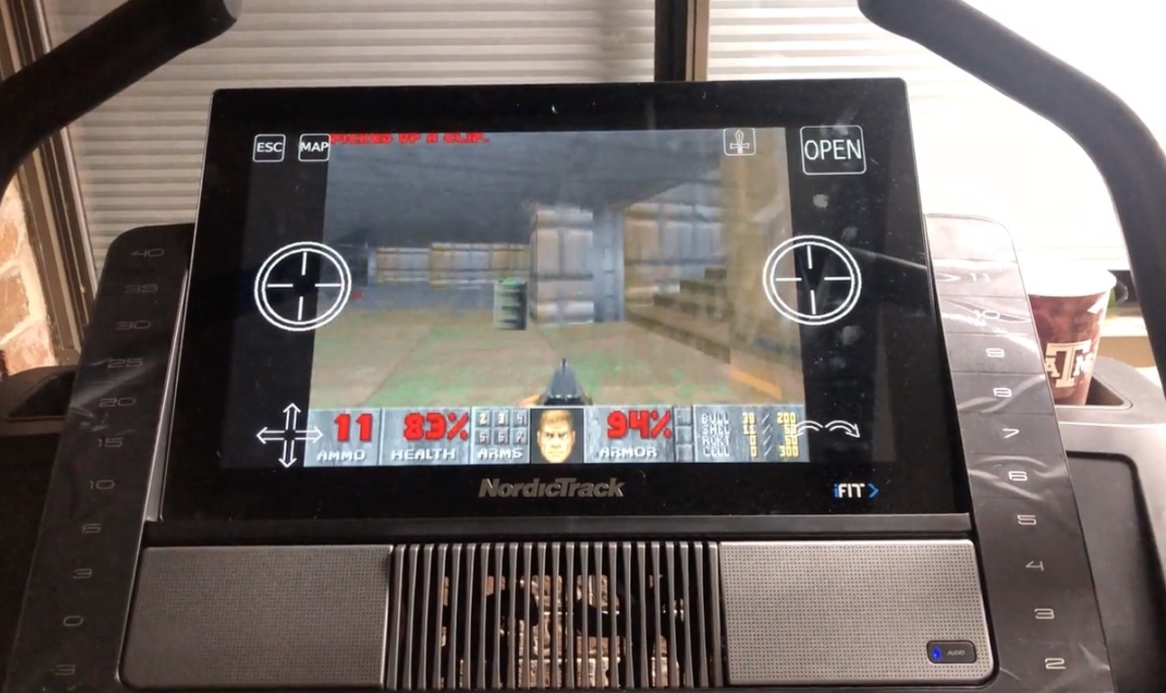 Choi Doom tren nhieu thiet bi khac nhau anh 5