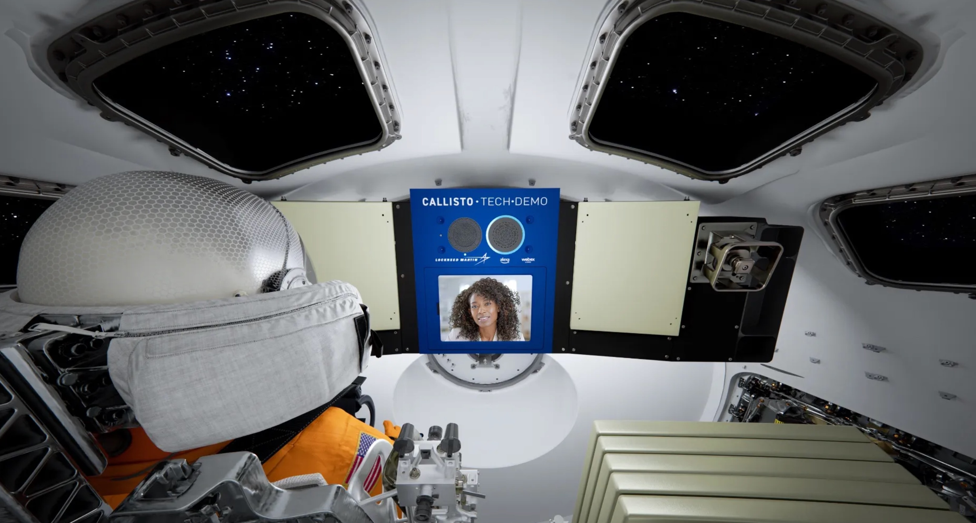 Gui iPad len Mat Trang anh 2