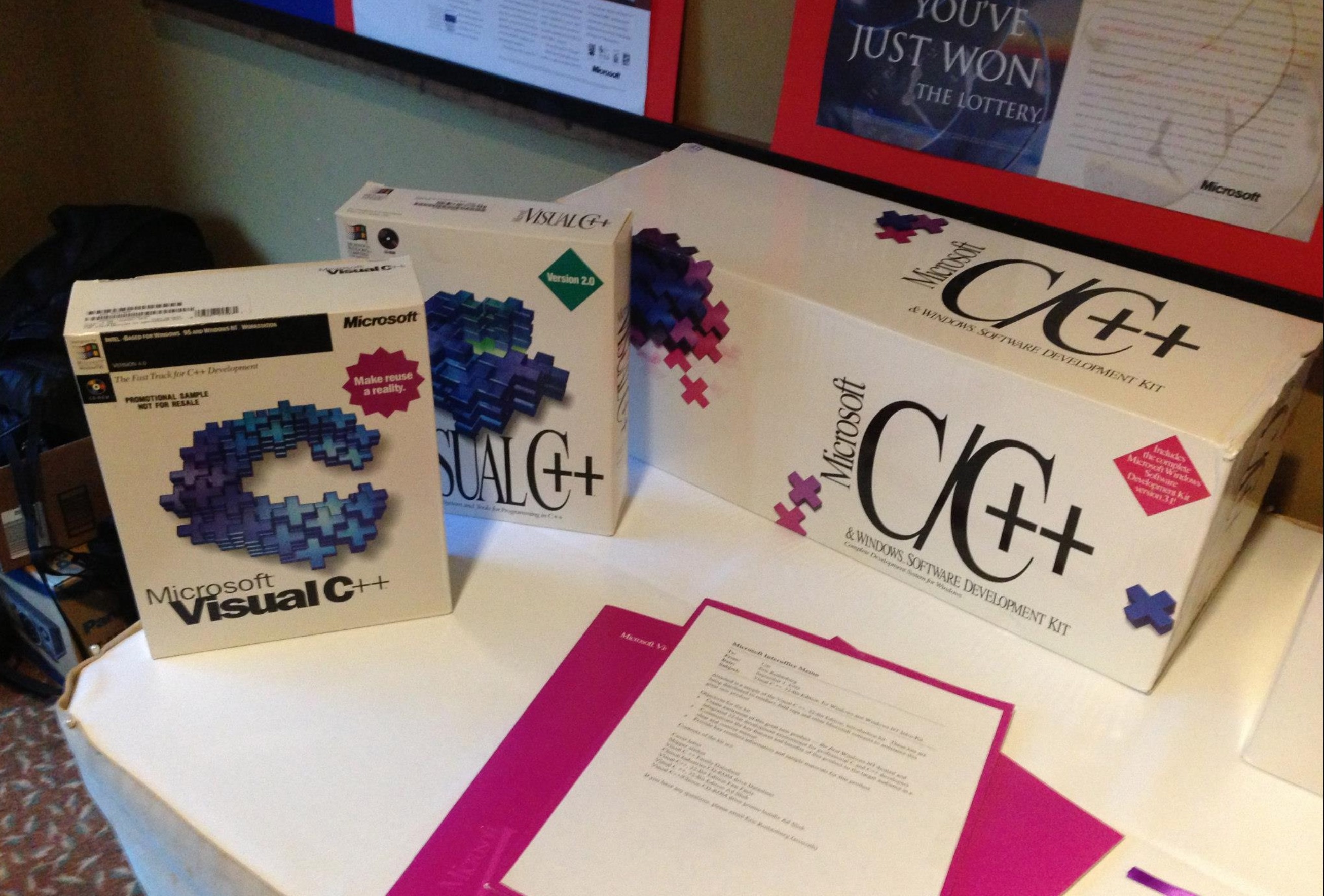 Cach Microsoft ban phan mem 30 nam truoc hinh anh