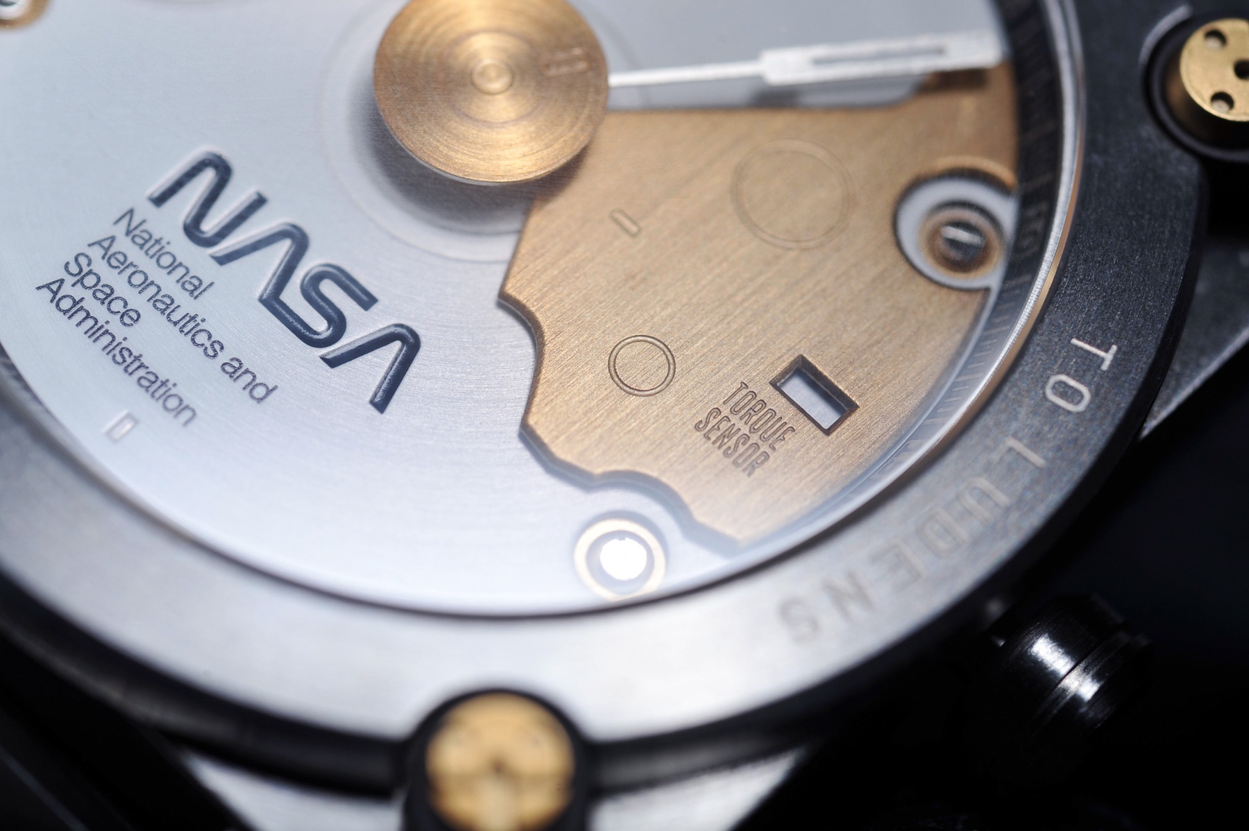 Dong ho vu tru NASA anh 3