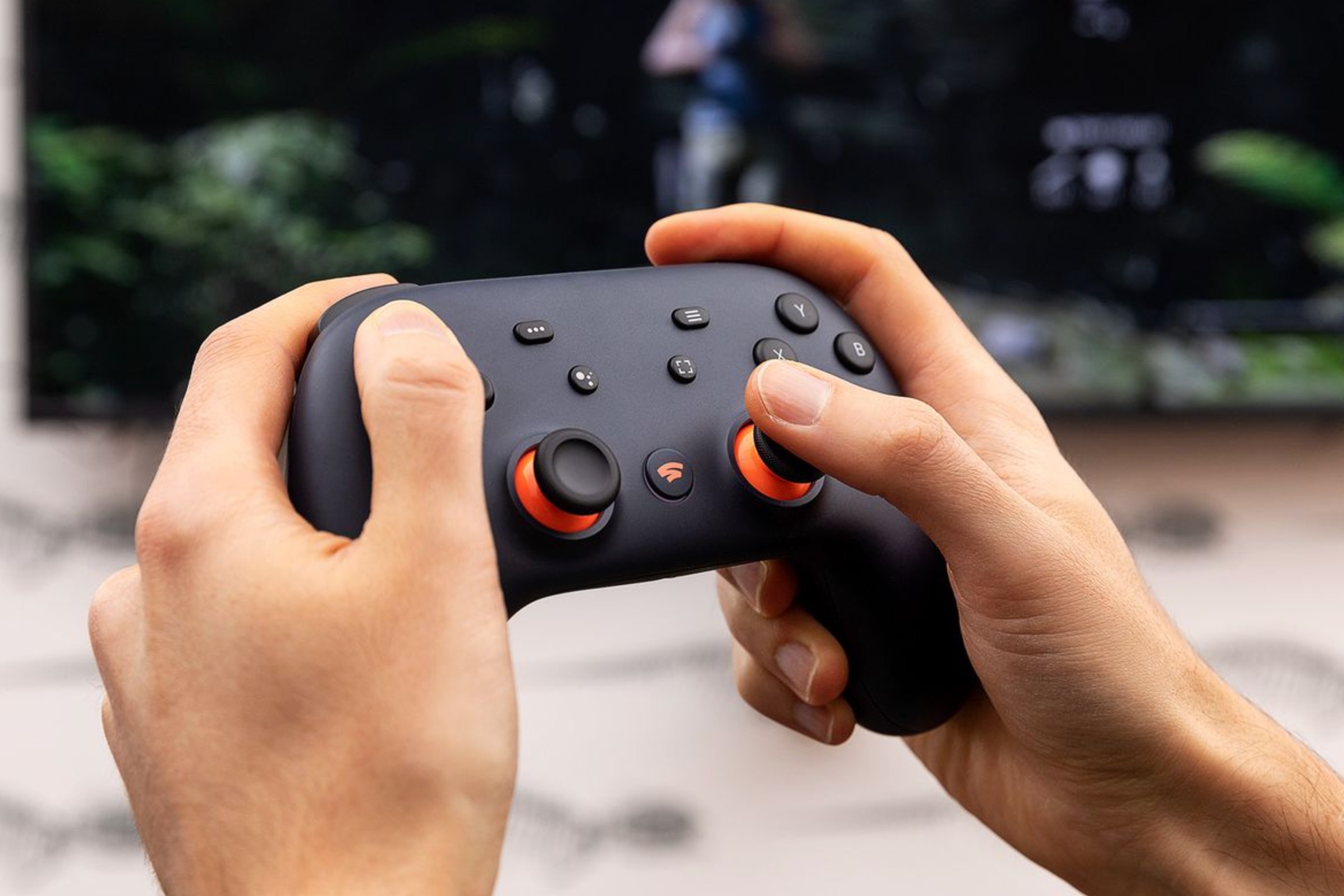 Mat thanh qua choi game hon mot nam do dich vu dong cua hinh anh