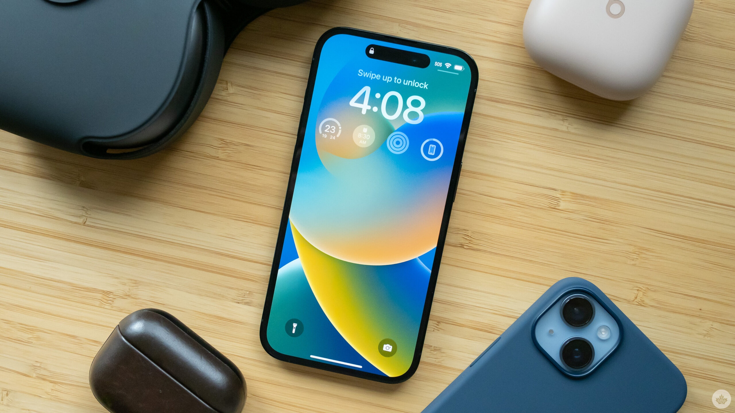 Doanh so iPhone 14 Plus anh 1