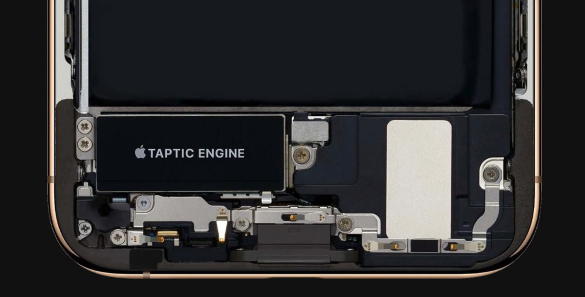 Nut bam tren iPhone 15 anh 1