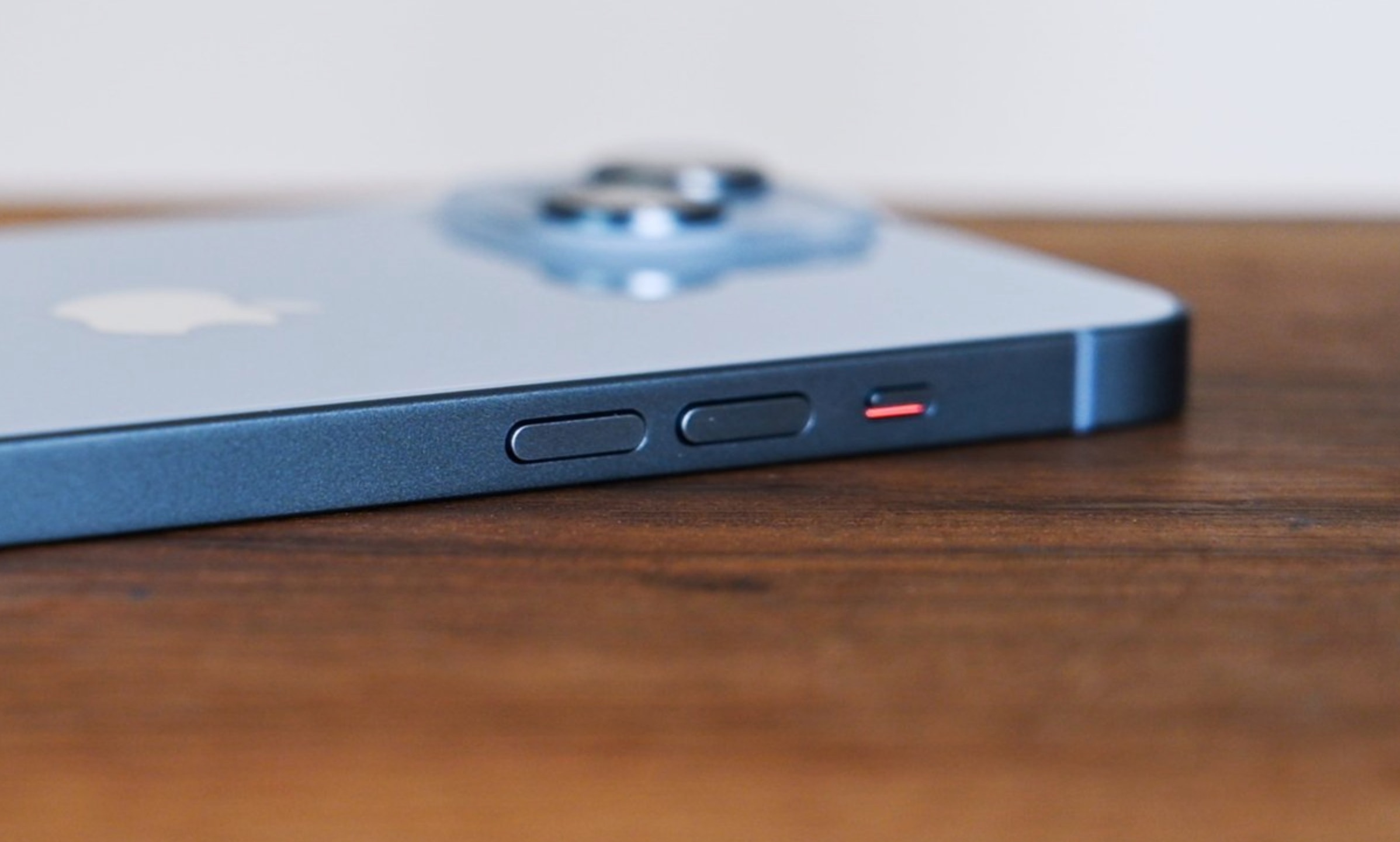 Tin don ve iPhone 15 anh 2