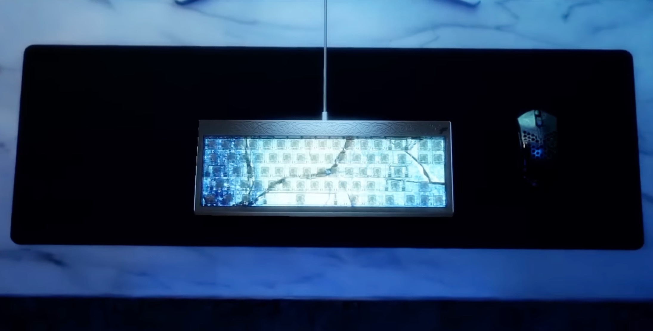 Ban phim co man hinh anh 8