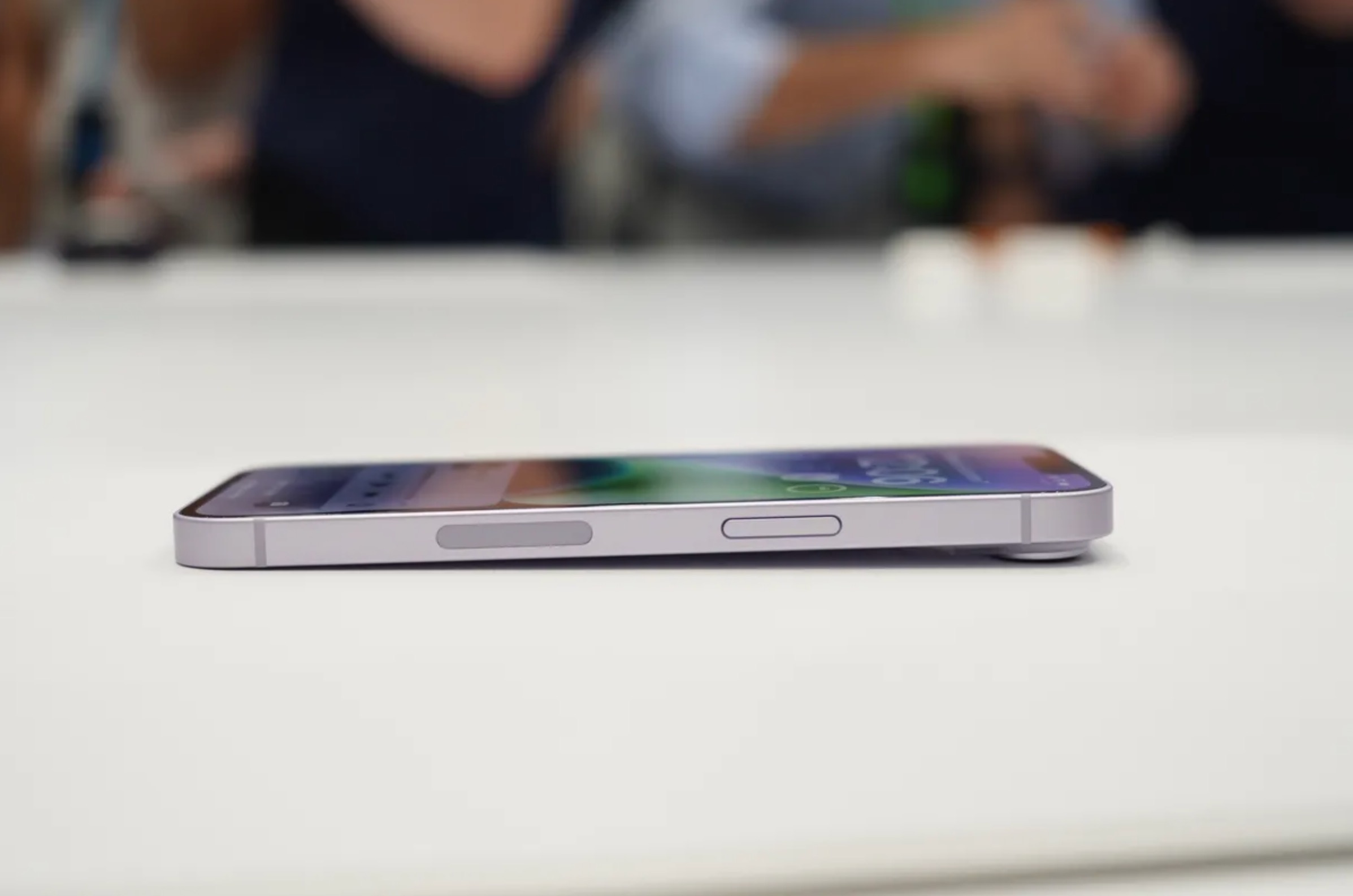 Cac hang smartphone dang lam nut nguon tro nen vo dung hinh anh