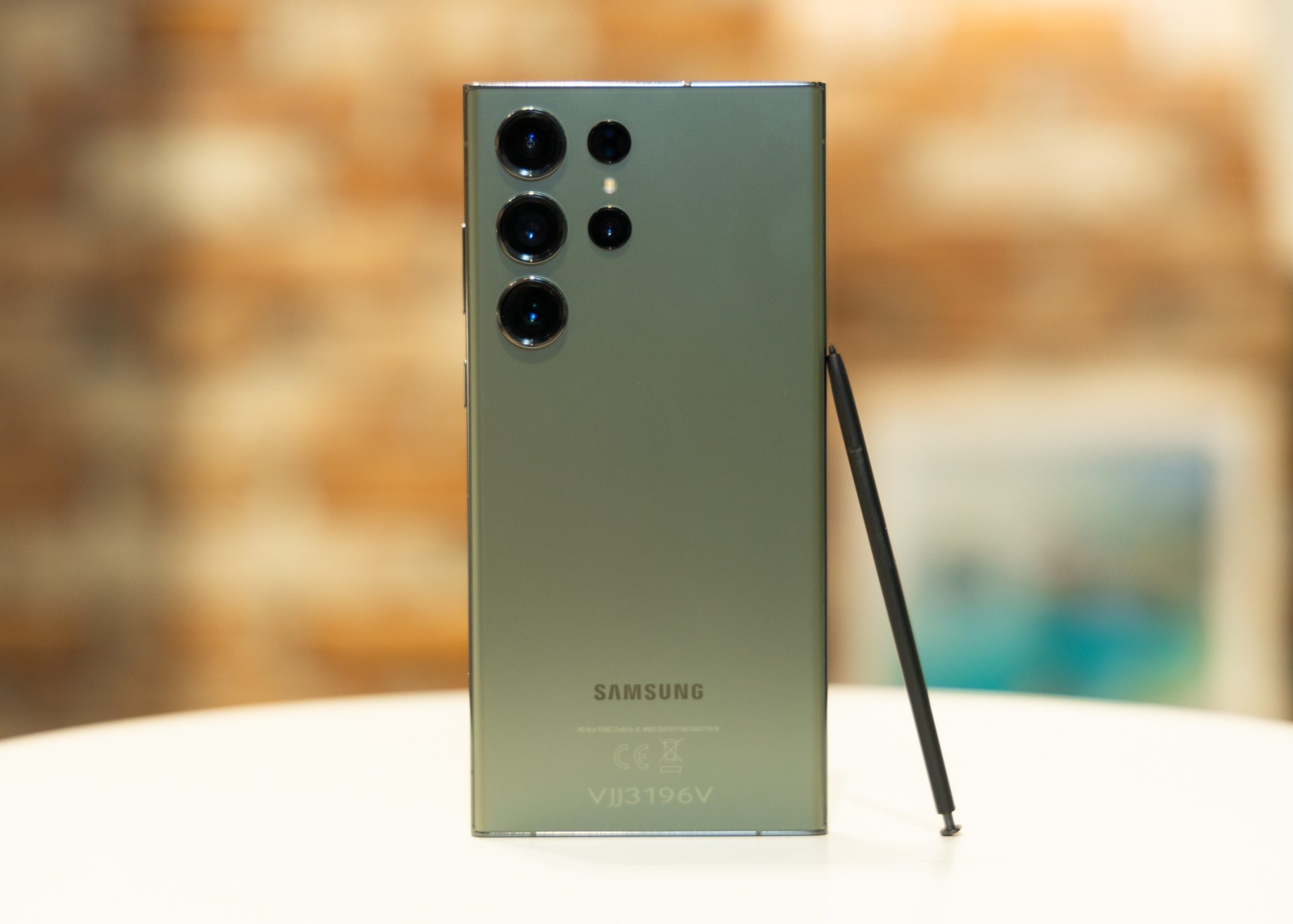 Cach tiep can moi cua Samsung hinh anh