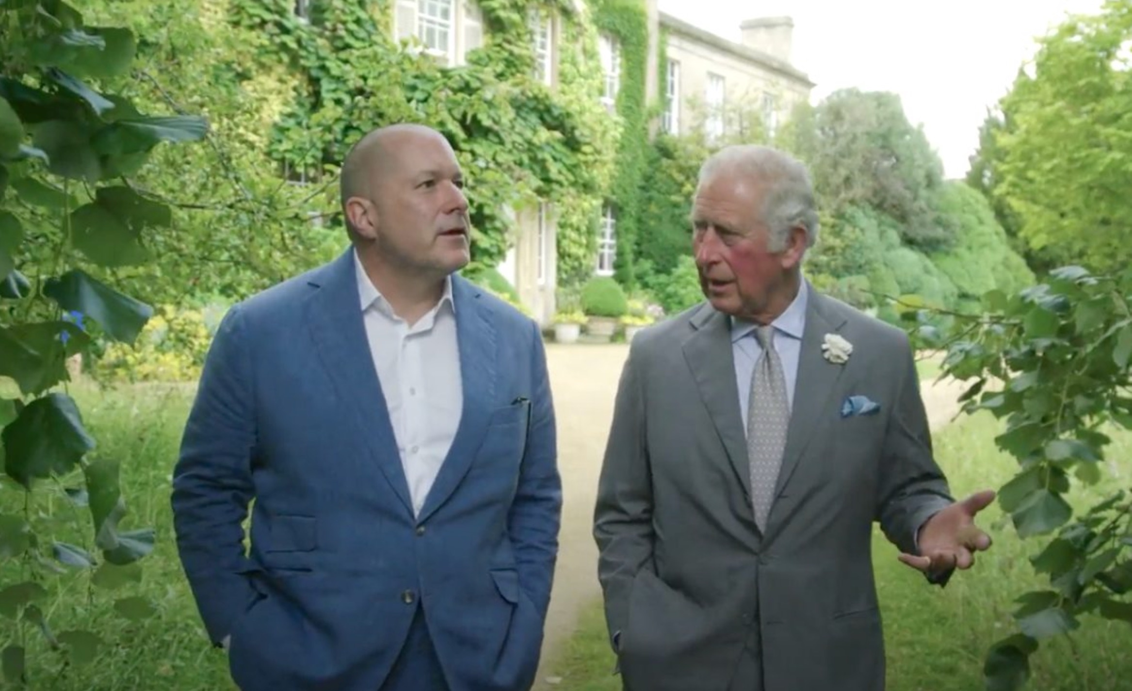 'Phu thuy' Apple thiet ke huy hieu dang quang cho Vua Charles III hinh anh