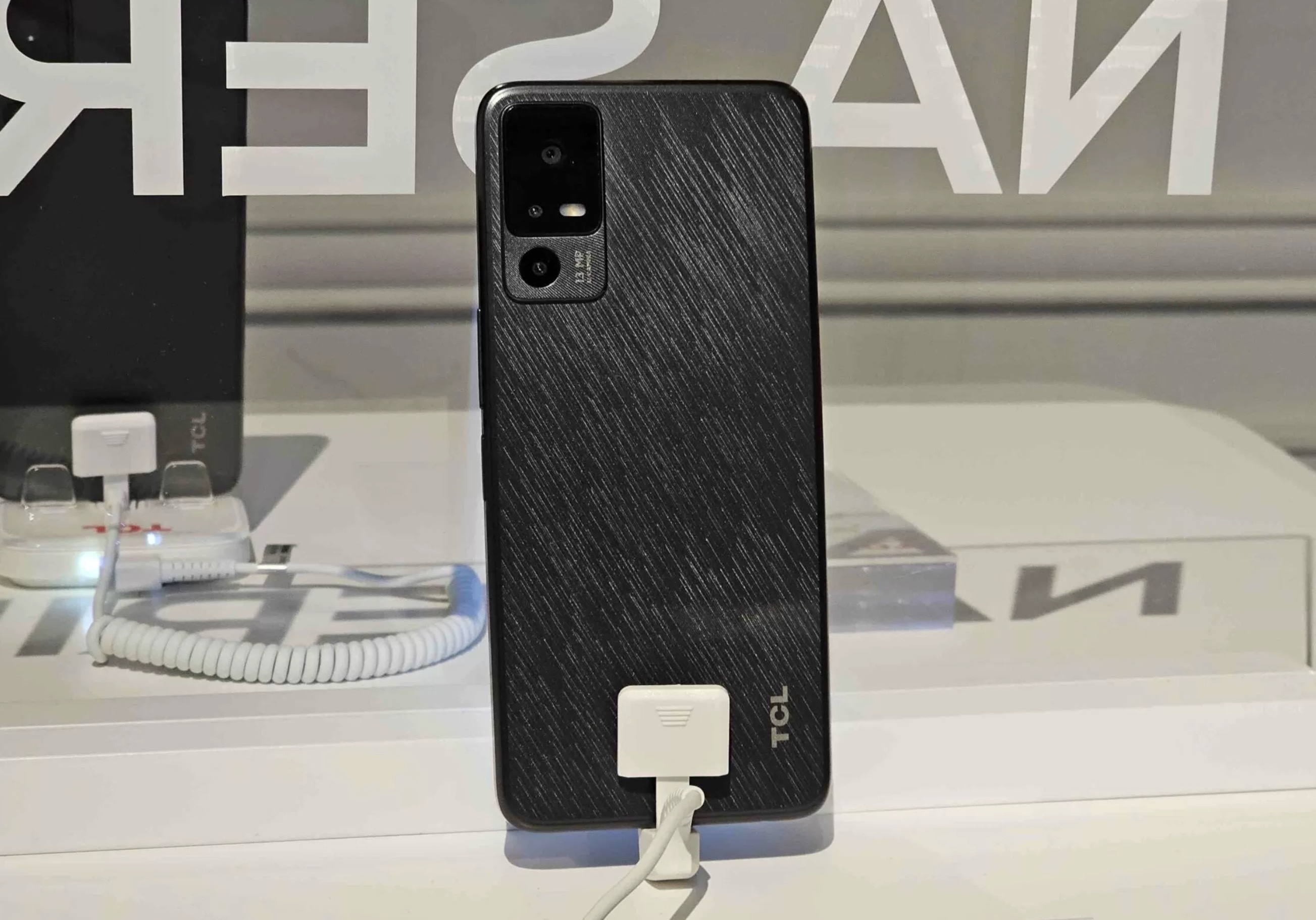 Tong hop MWC 2023 anh 13