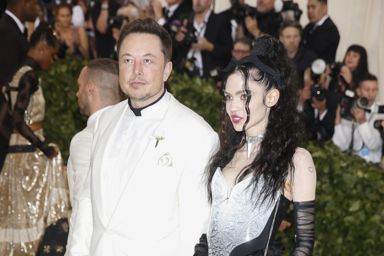 Con Elon Musk co the duoc doi sang ten la hinh anh