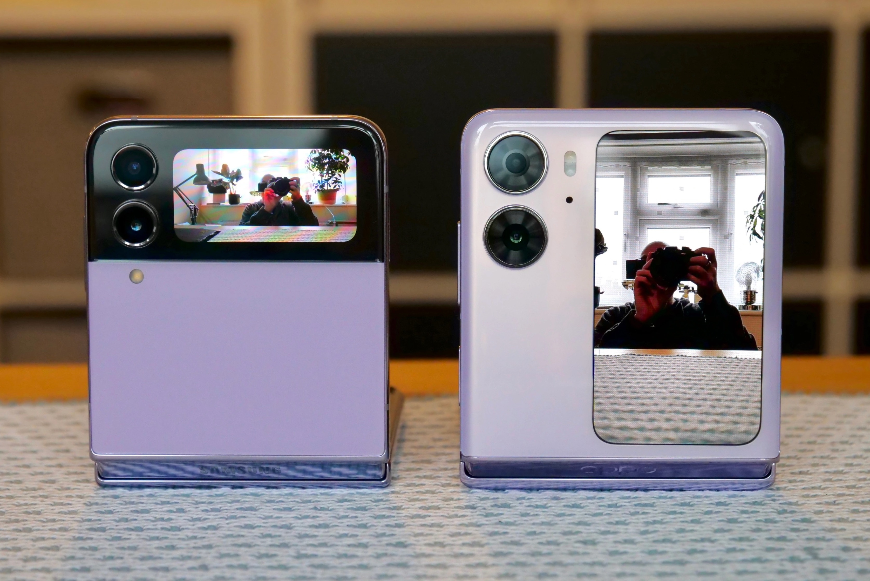 Oppo Find N2 Flip anh 4