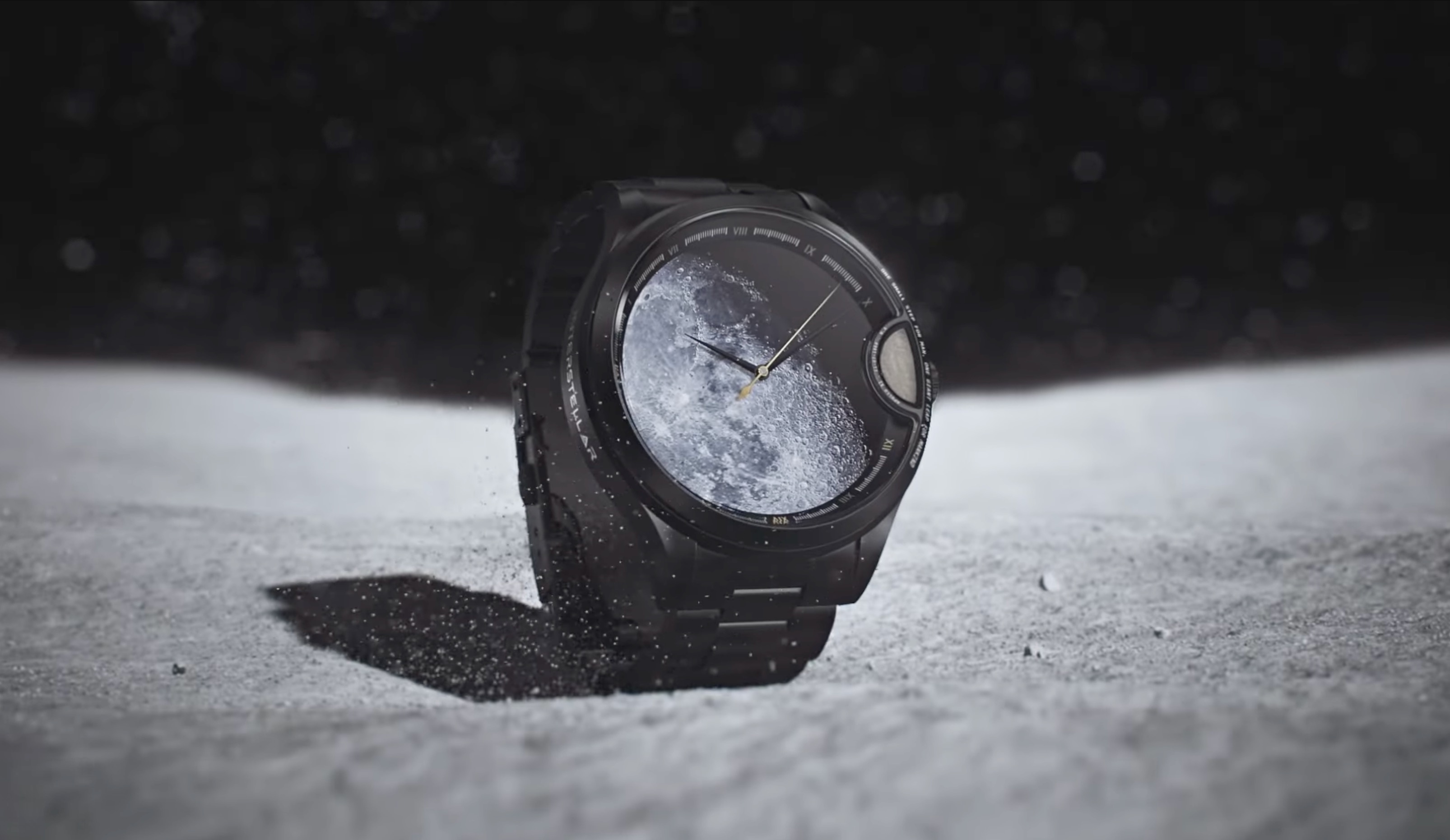 Dong ho chua bui tu Mat Trang hinh anh