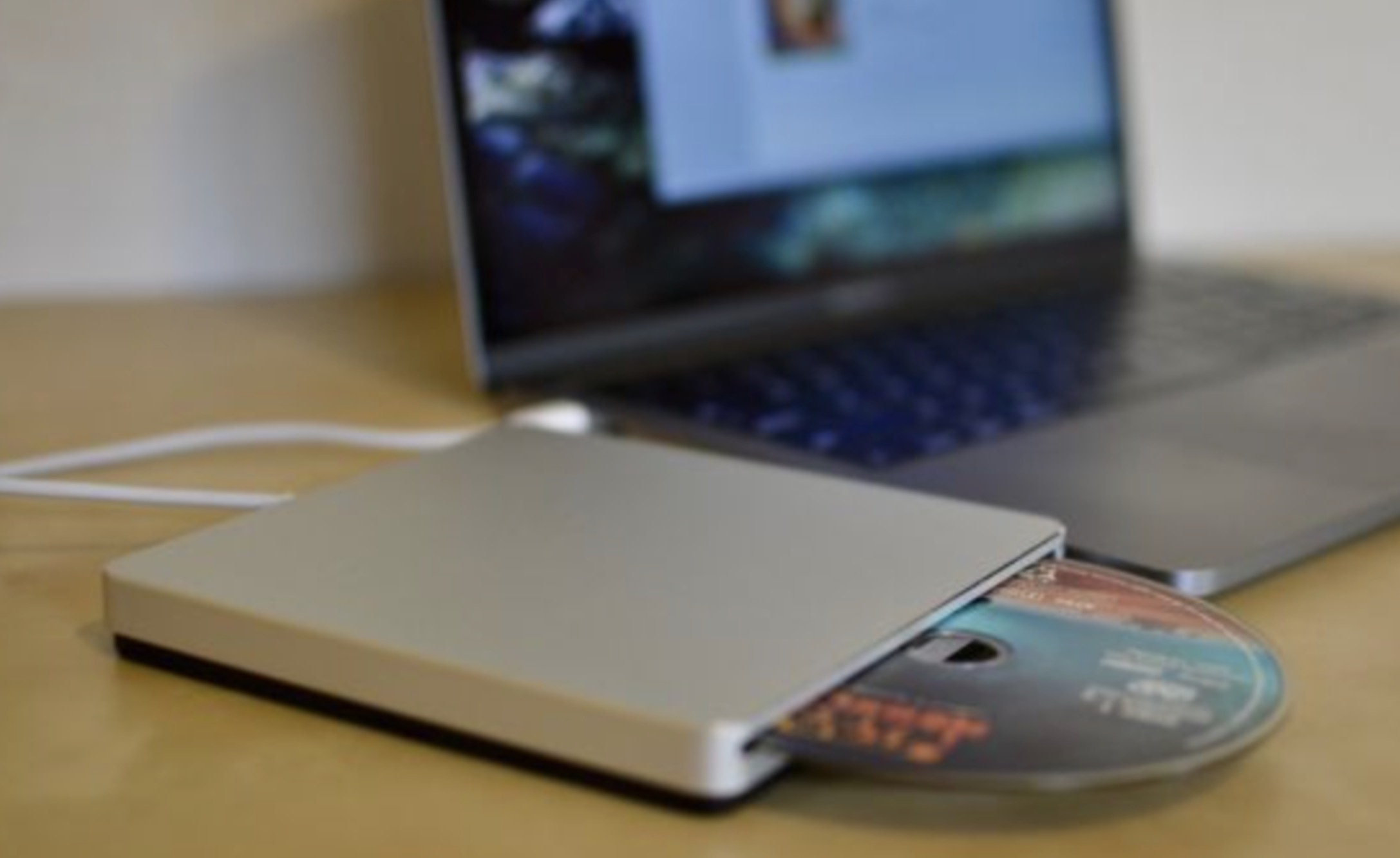 Cua hang online cua Apple anh 1