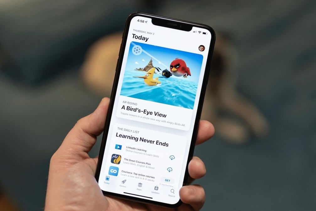 App Store sap bi chia lam hai hinh anh