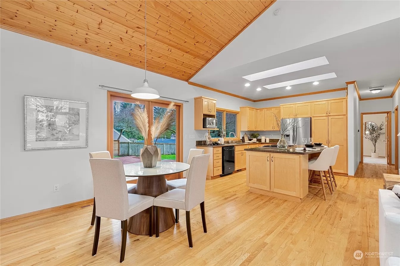 Jeff Bezos thanh lap Amazon anh 9