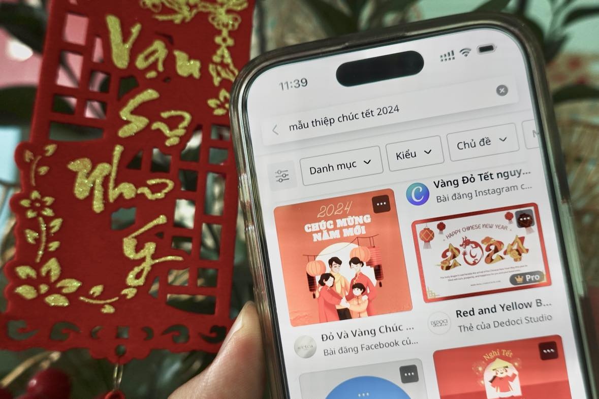 Neu chua biet doc van khan Giao thua nhu the nao thi tai app nay hinh anh