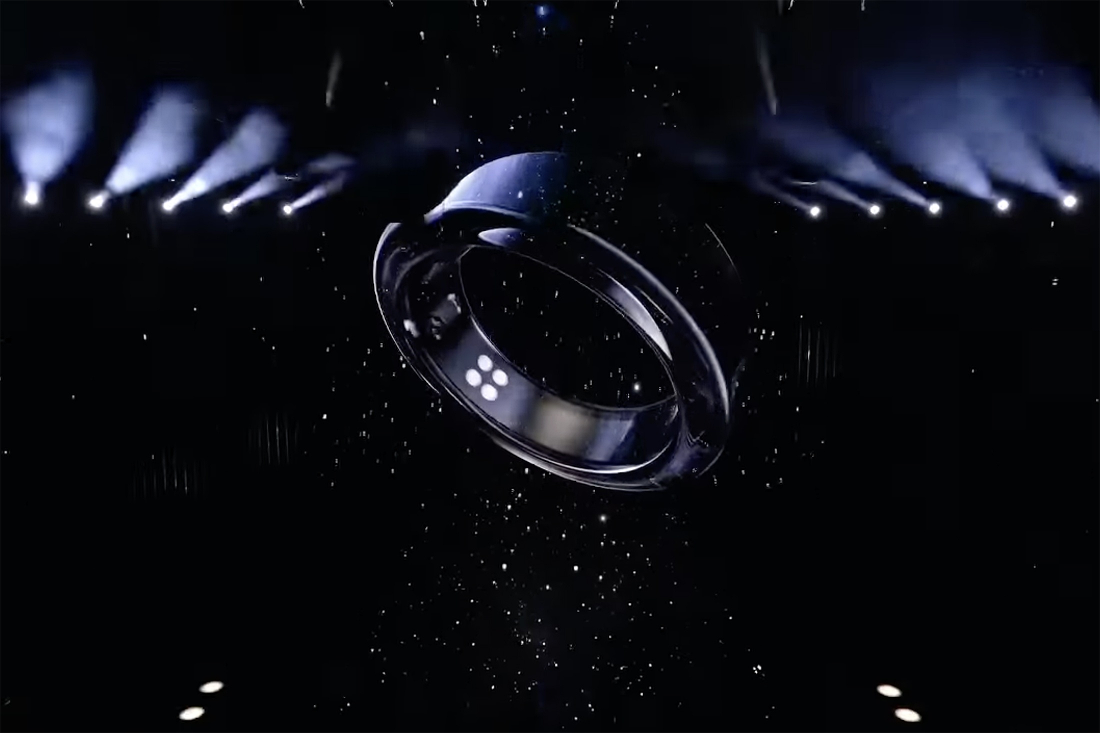 Samsung sap ra mat nhan thong minh hinh anh