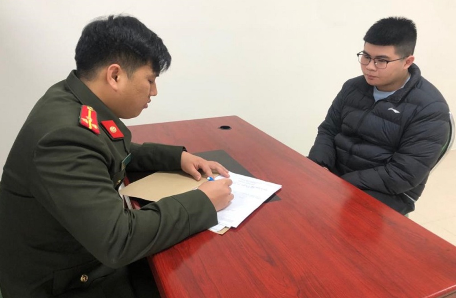 Mao danh 'Huan Hoa Hong' de lua dao hinh anh