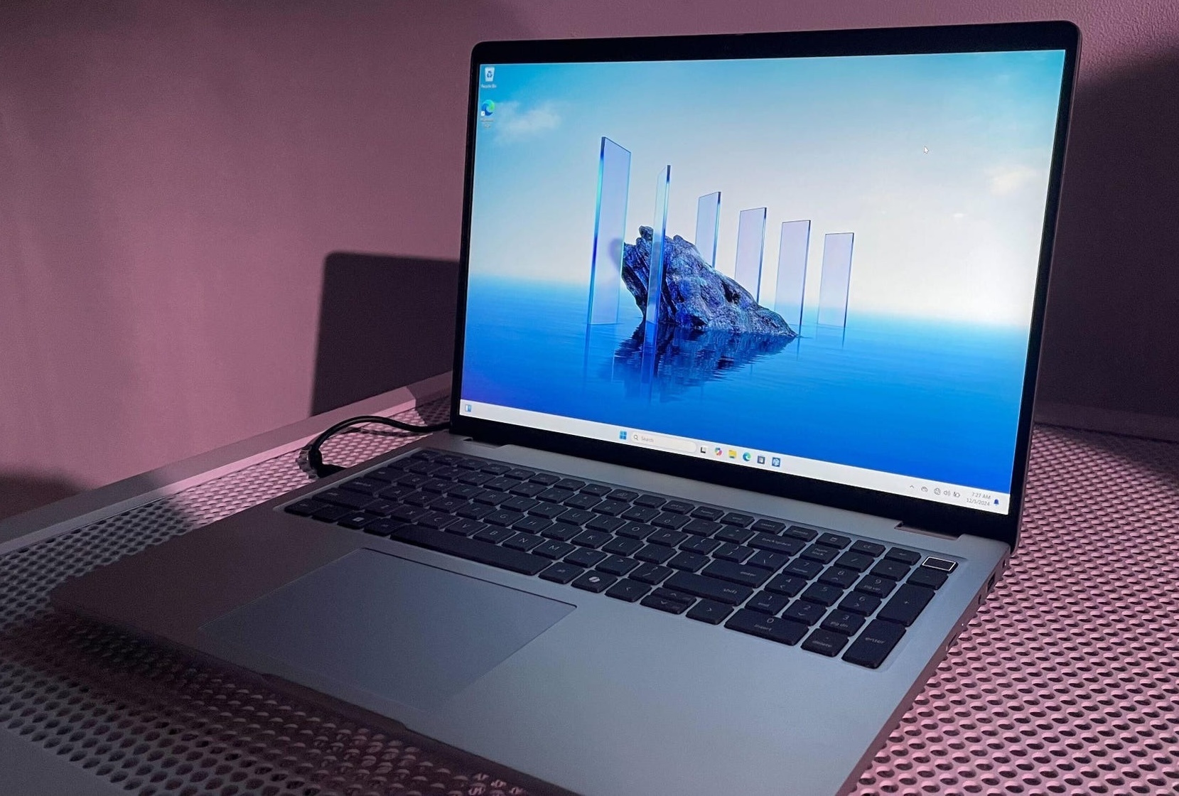 Dell gay tranh cai hinh anh