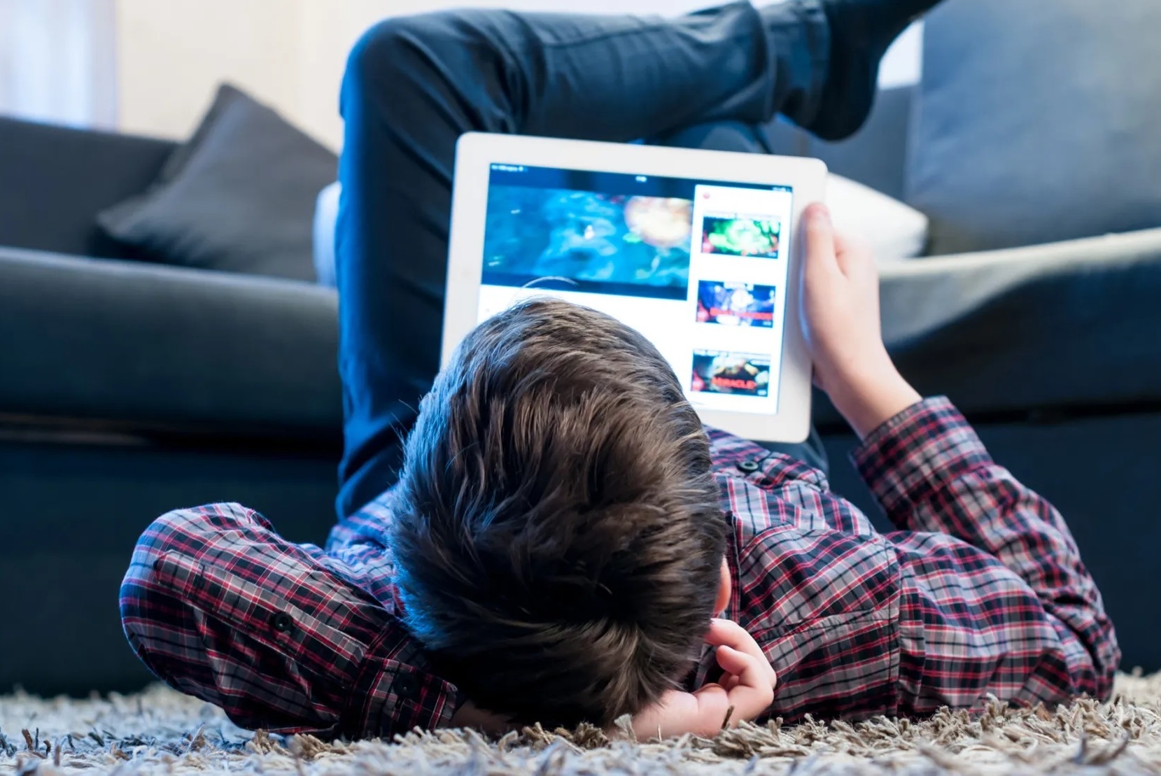 Giai phap bao ve tre em tren Internet tai Viet Nam hinh anh