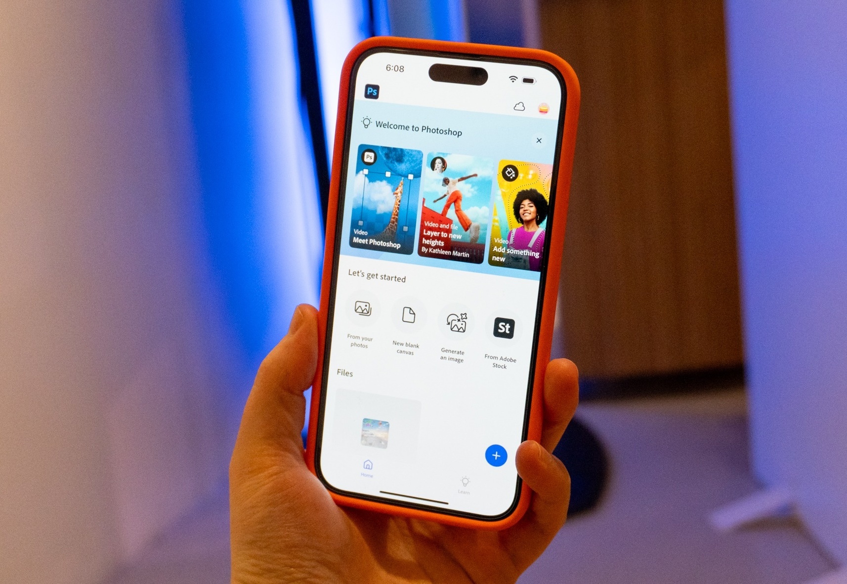 iPhone lan dau co Photoshop hinh anh