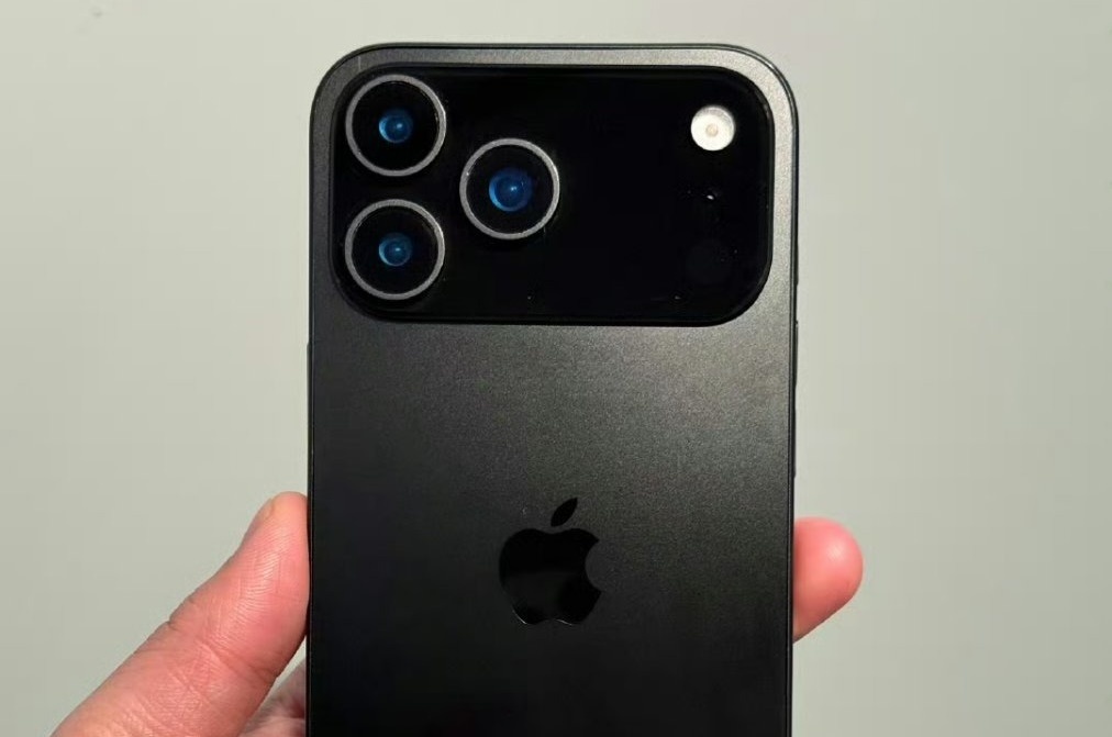 Hinh anh moi nhat cua iPhone 17 Pro hinh anh