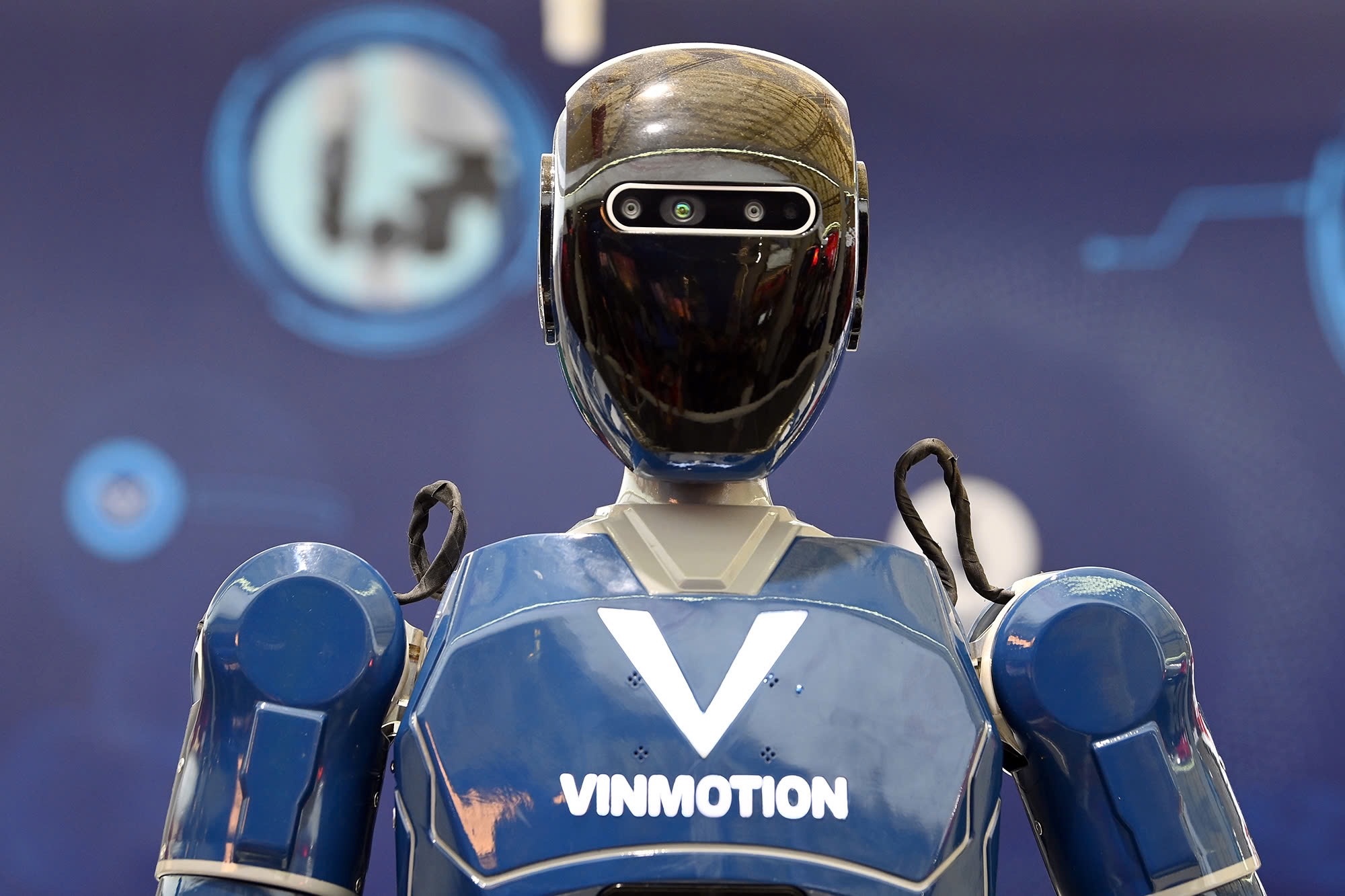 trien lam 2/9,  trien lam thanh tuu,  trien lam Quoc khanh,  robot VinMotion la gi anh 2