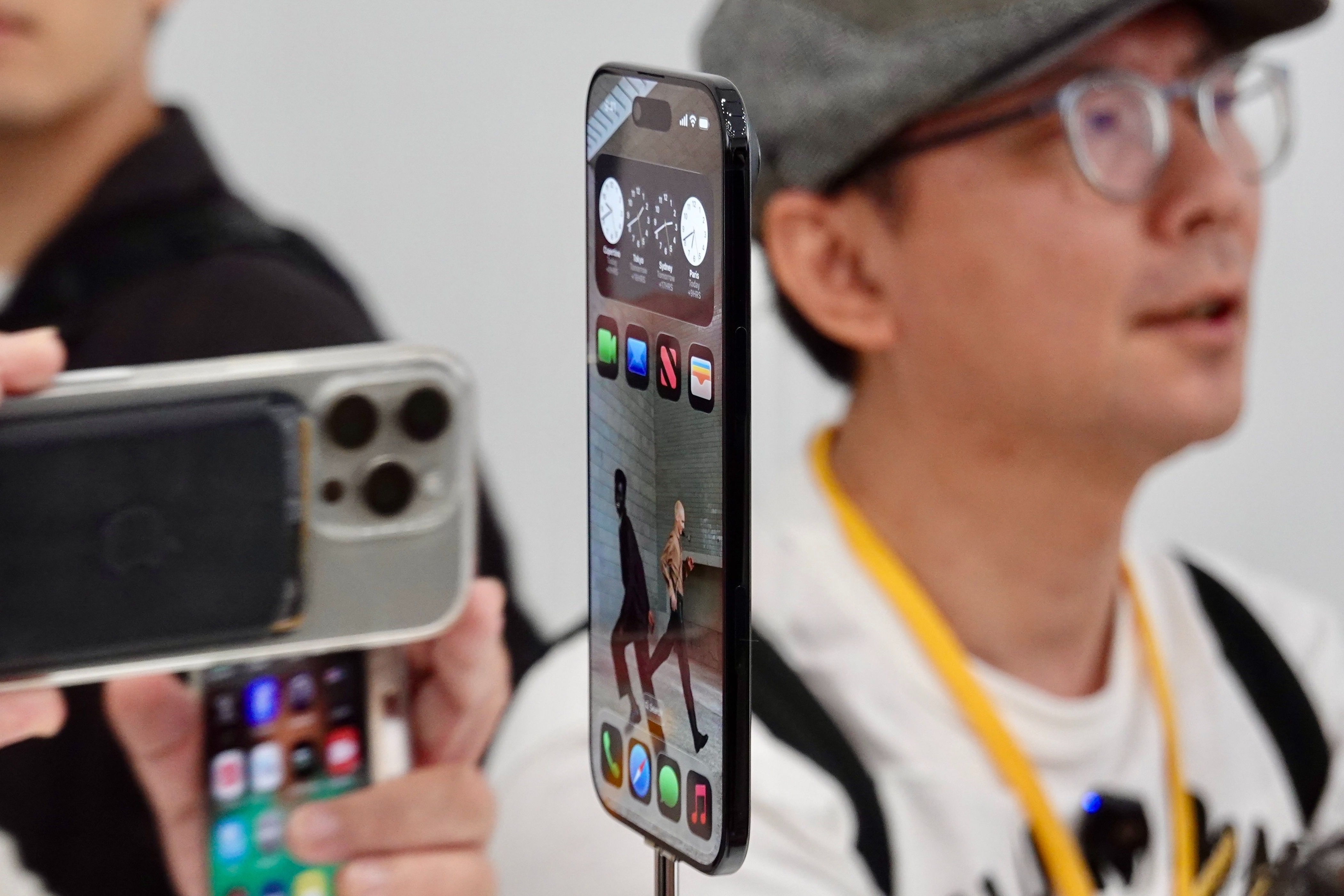 Chi tiet iPhone Air mong nhat cua Apple hinh anh