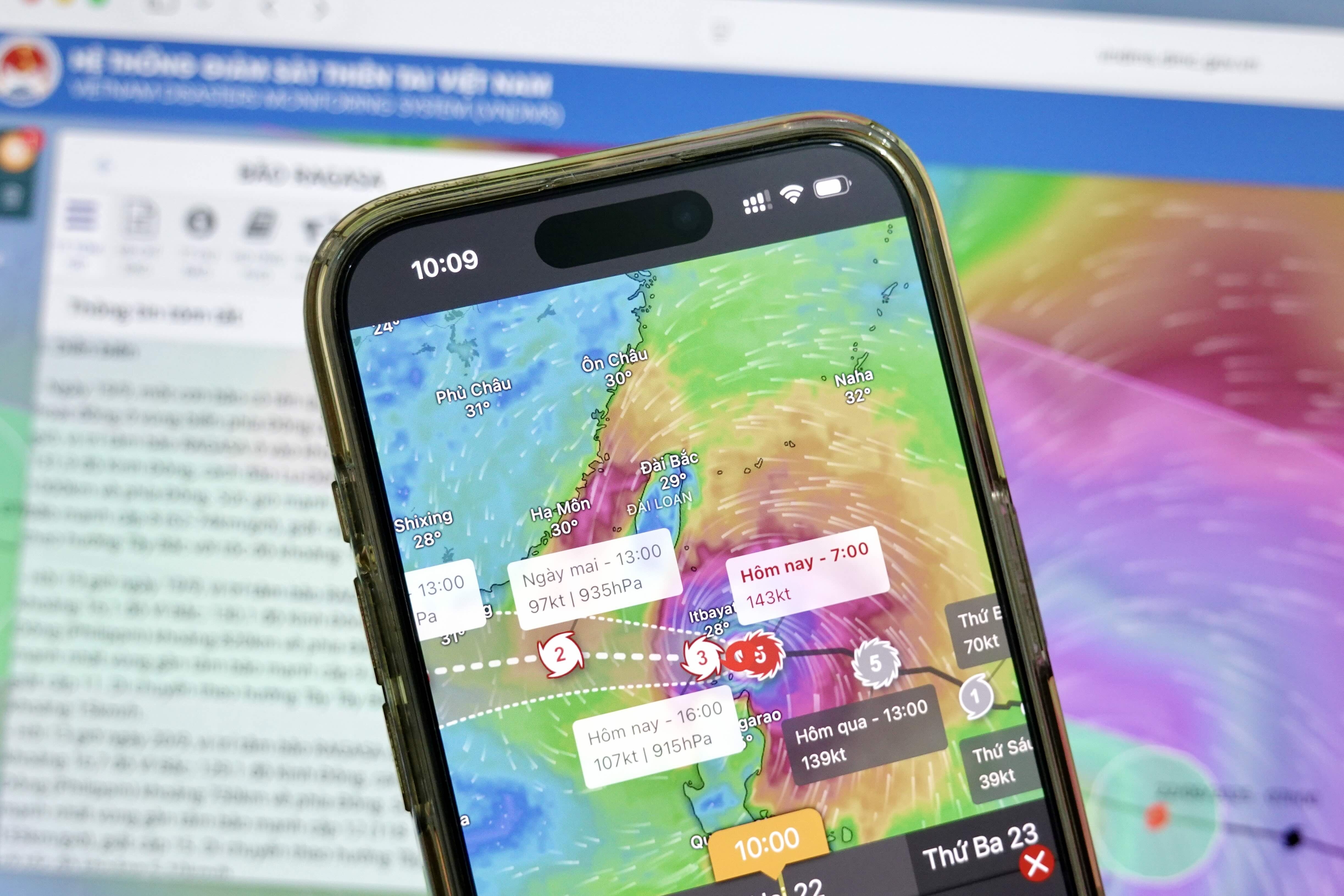 Cach theo doi tung dien bien cua sieu bao Ragasa manh nhat the gioi hinh anh