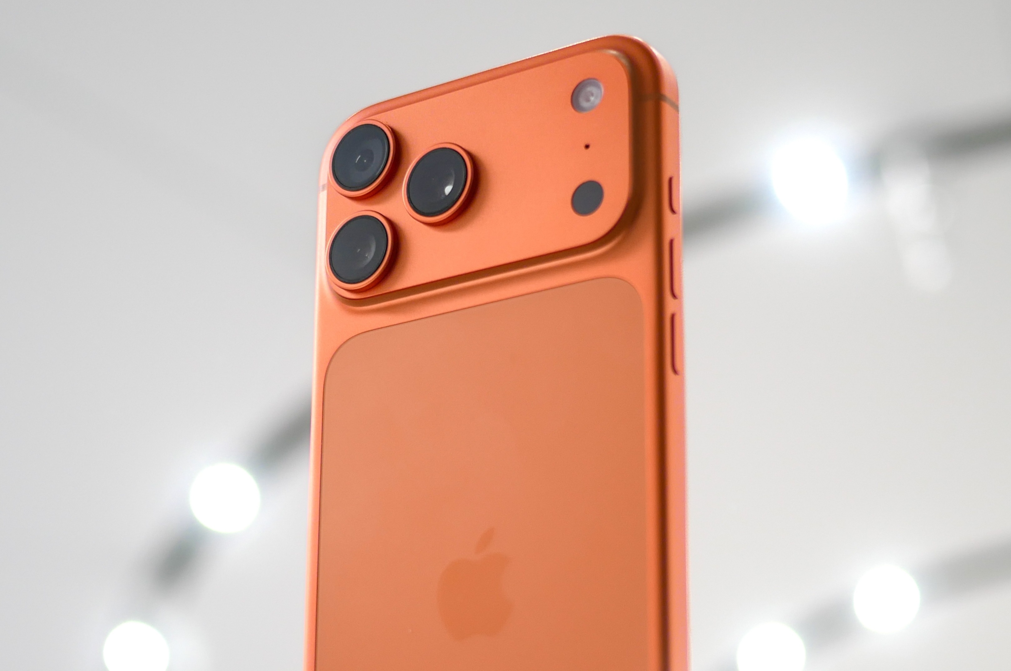 iPhone 17 da giup Apple loi nguoc dong nhu the nao hinh anh