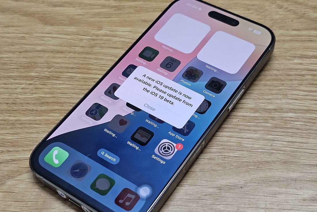 Chiec iPhone chua tung ra mat hinh anh