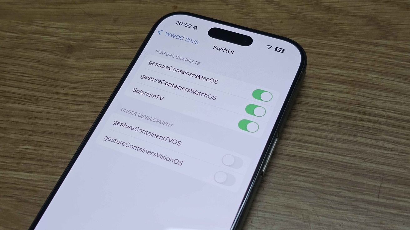 iPhone 16 Pro Max,  iPhone 17 Pro Max,  iOS 26 Liquid Glass,  iPhone 16 thu nghiem,  Liquid Glass la gi anh 2