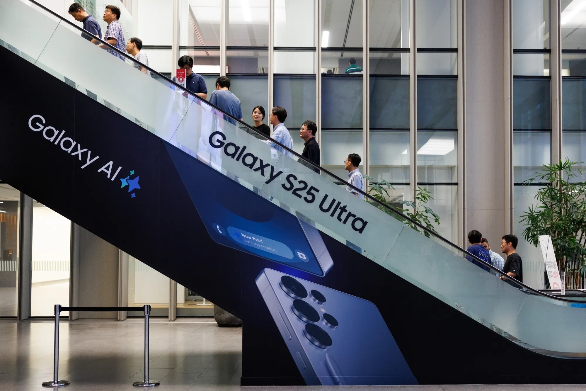 loi nhuan Samsung,  doanh thu Samsung,  doanh so Samsung,  Samsung chip nhoa anh 2