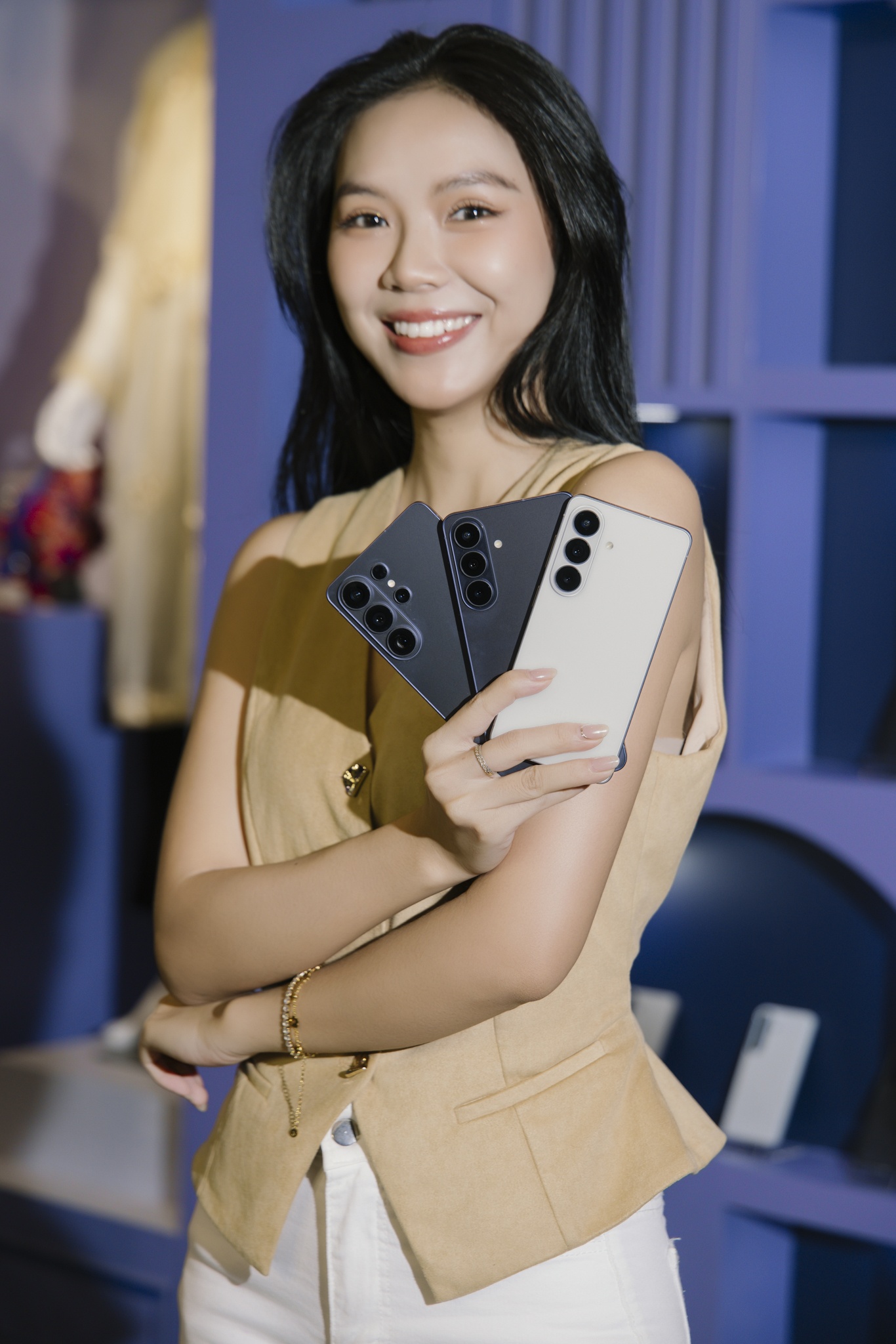 Samsung Galaxy S26 Ultra,  Galaxy S26 ra mat,  Galaxy S26 gia ban,  Galaxy S26 camera,  Galaxy S26 Perplexity anh 4