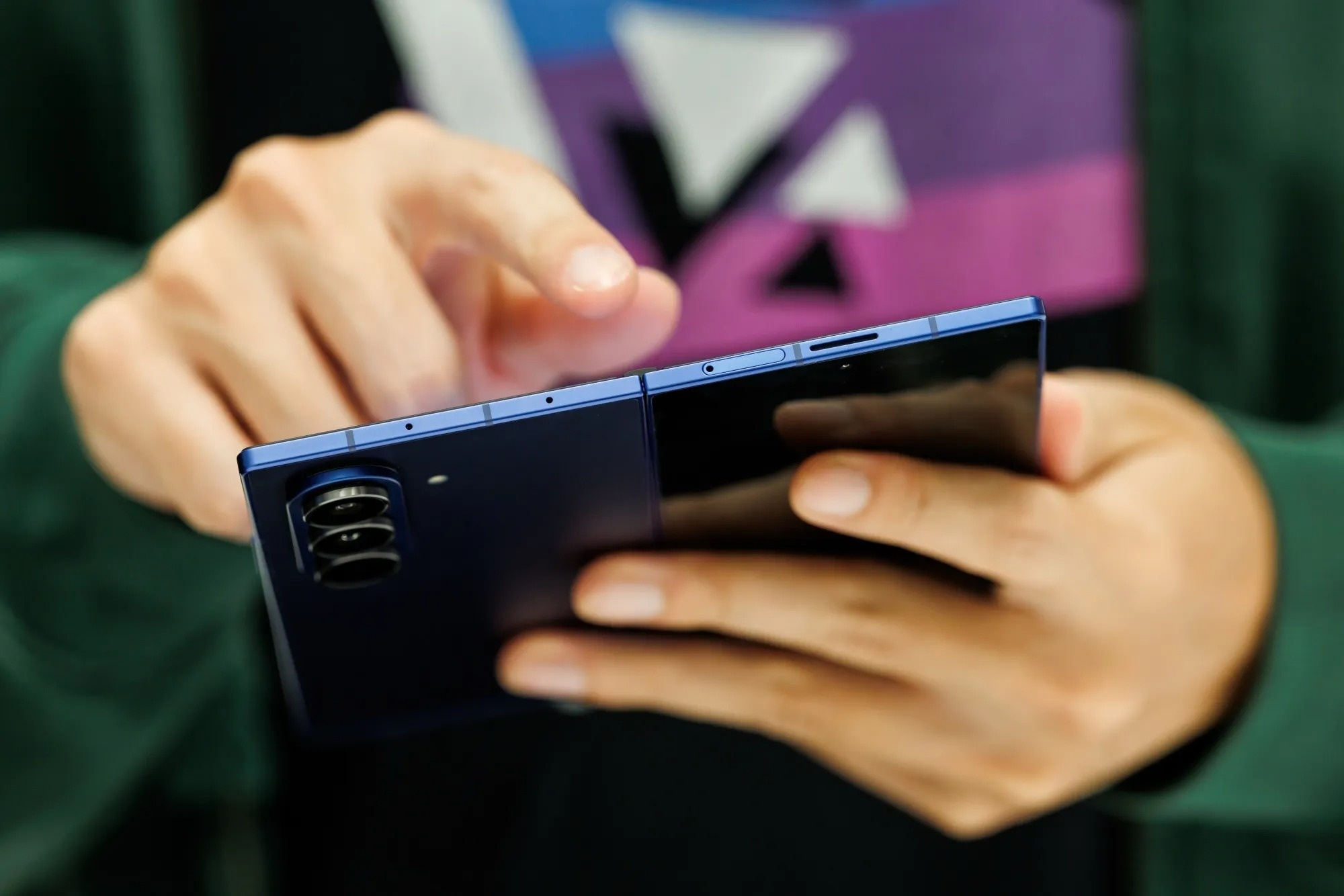 सैमसंग गैलेक्सी एस25 एज, सैमसंग गैलेक्सी जेड ट्राइफोल्ड, सैमसंग गैलेक्सी एस26 अल्ट्रा, सैमसंग एस25 की बिक्री, आईफोन एयर की बिक्री (चित्र 1) Samsung Galaxy S25 Edge, Samsung Galaxy Z TriFold, Samsung Galaxy S26 Ultra, doanh so Samsung S25, doanh so iPhone Air anh 1