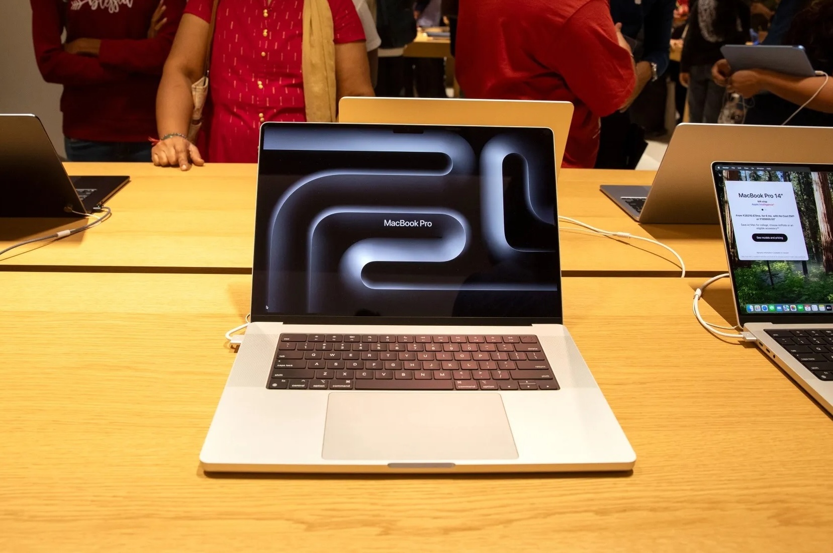 Dung ky vong vao MacBook cam ung hinh anh