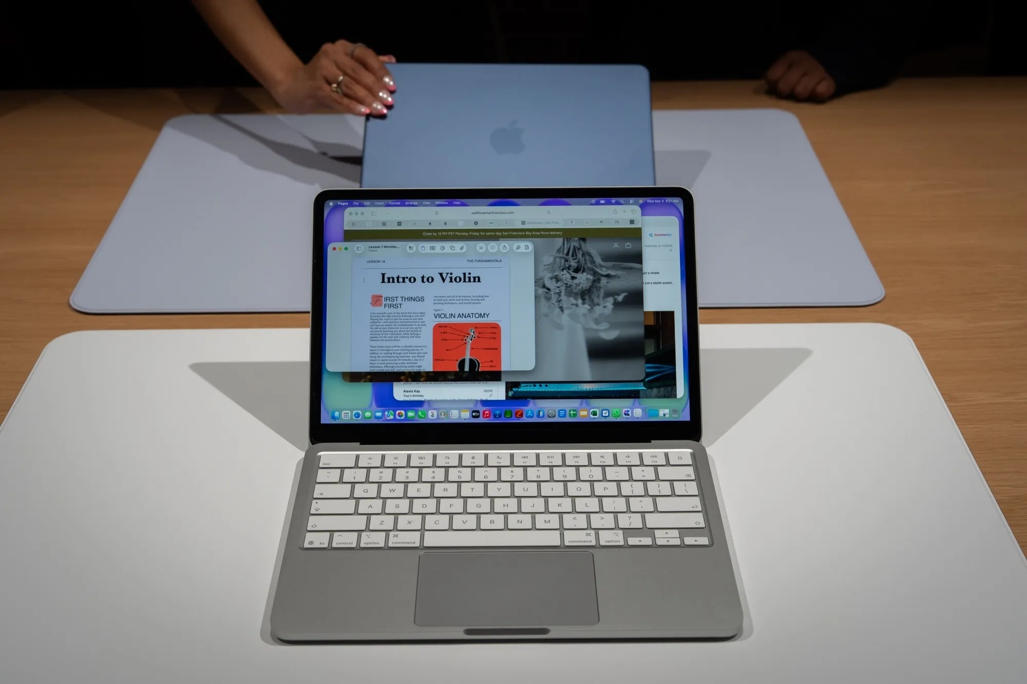 gia ban MacBook Neo,  MacBook Pro M5 Pro,  gia MacBook Air M5,  gia iPad Air M4,  Studio Display XDR 2026 anh 6