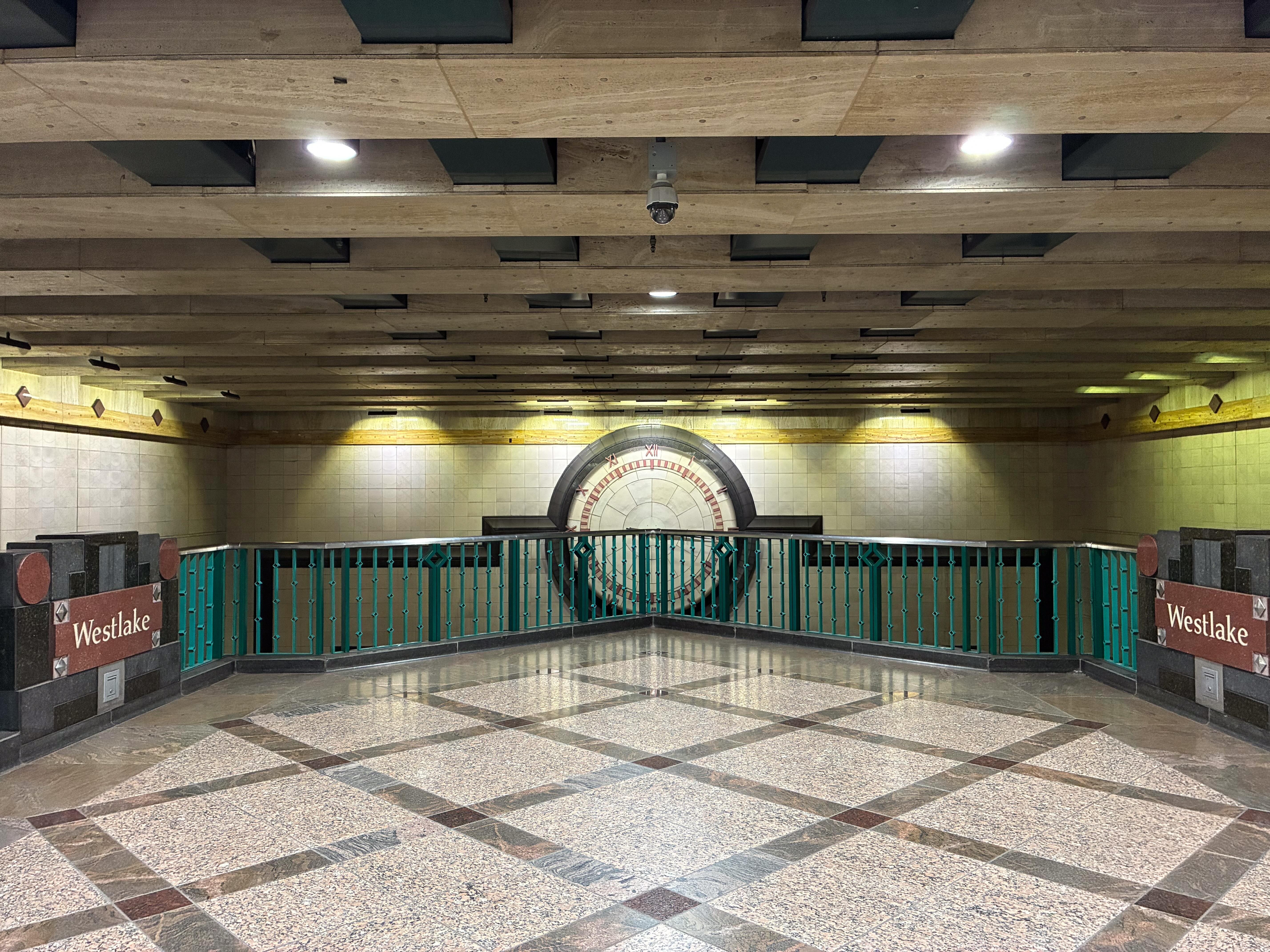 danh gia iPhone 17e,  gia ban iPhone 17e,  iPhone 17e la gi,  cau hinh iPhone 17e anh 4