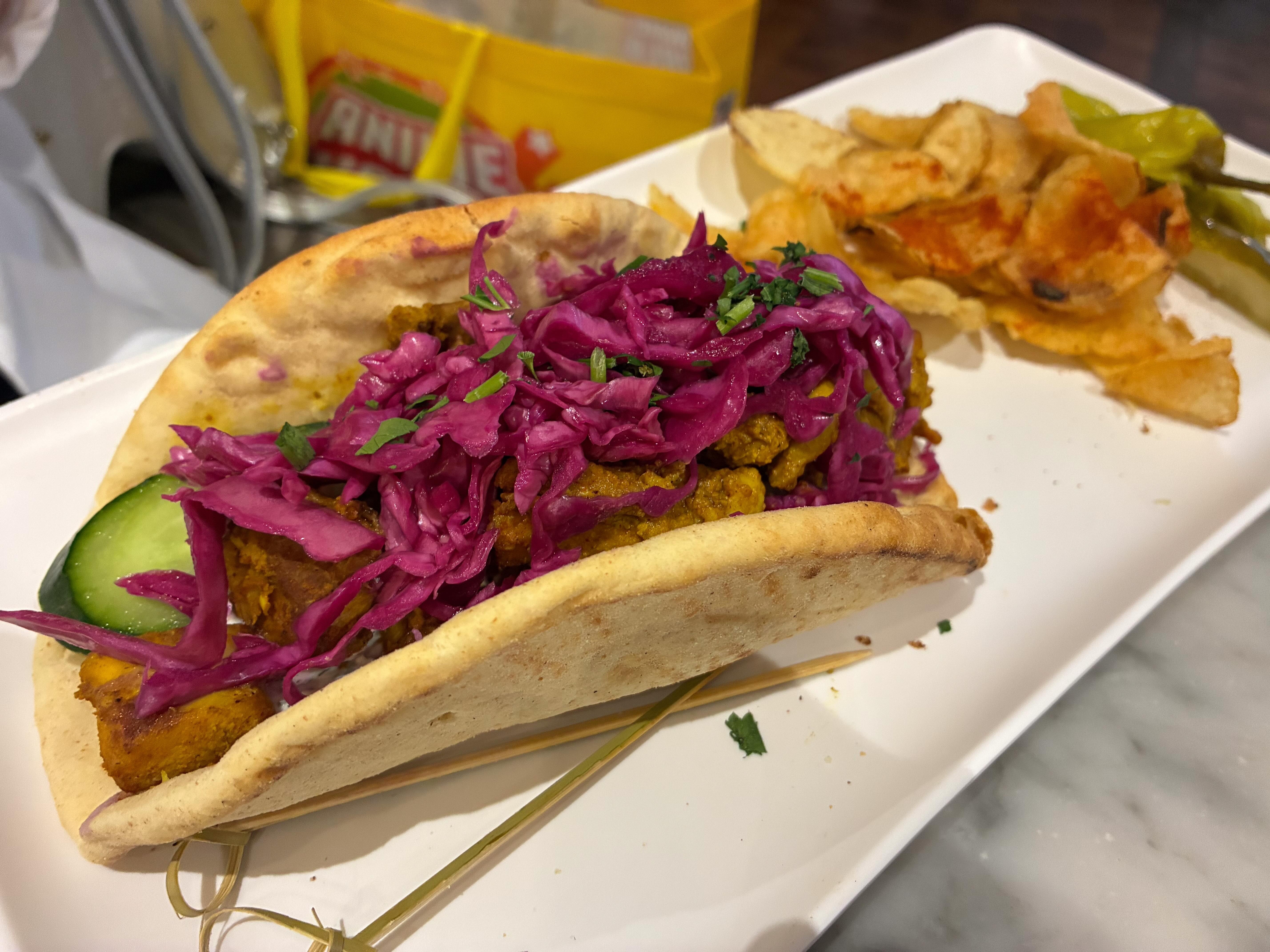 danh gia iPhone 17e,  gia ban iPhone 17e,  iPhone 17e la gi,  cau hinh iPhone 17e anh 5